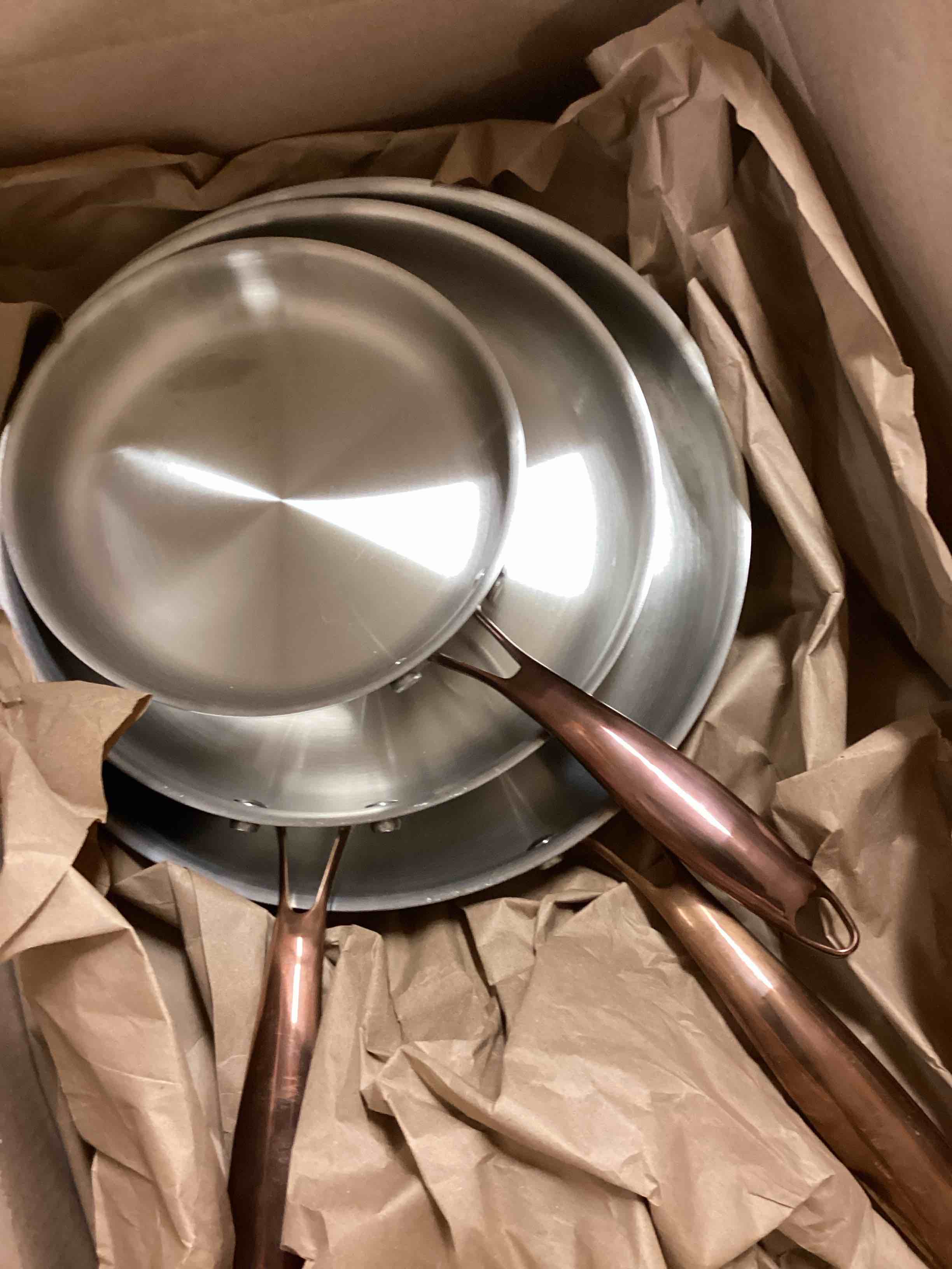 Condition photo showing Good Condition for CAROTE 8"+10" +12" Stainless Steel Frying Pan Set, Non-Toxic PTFE & PFOA Free Fry Pan & Omelet Pan, Oven Safe, Compatible with Induction, Ceramic, Gas Cooktops, Silver 8"+10"+12"