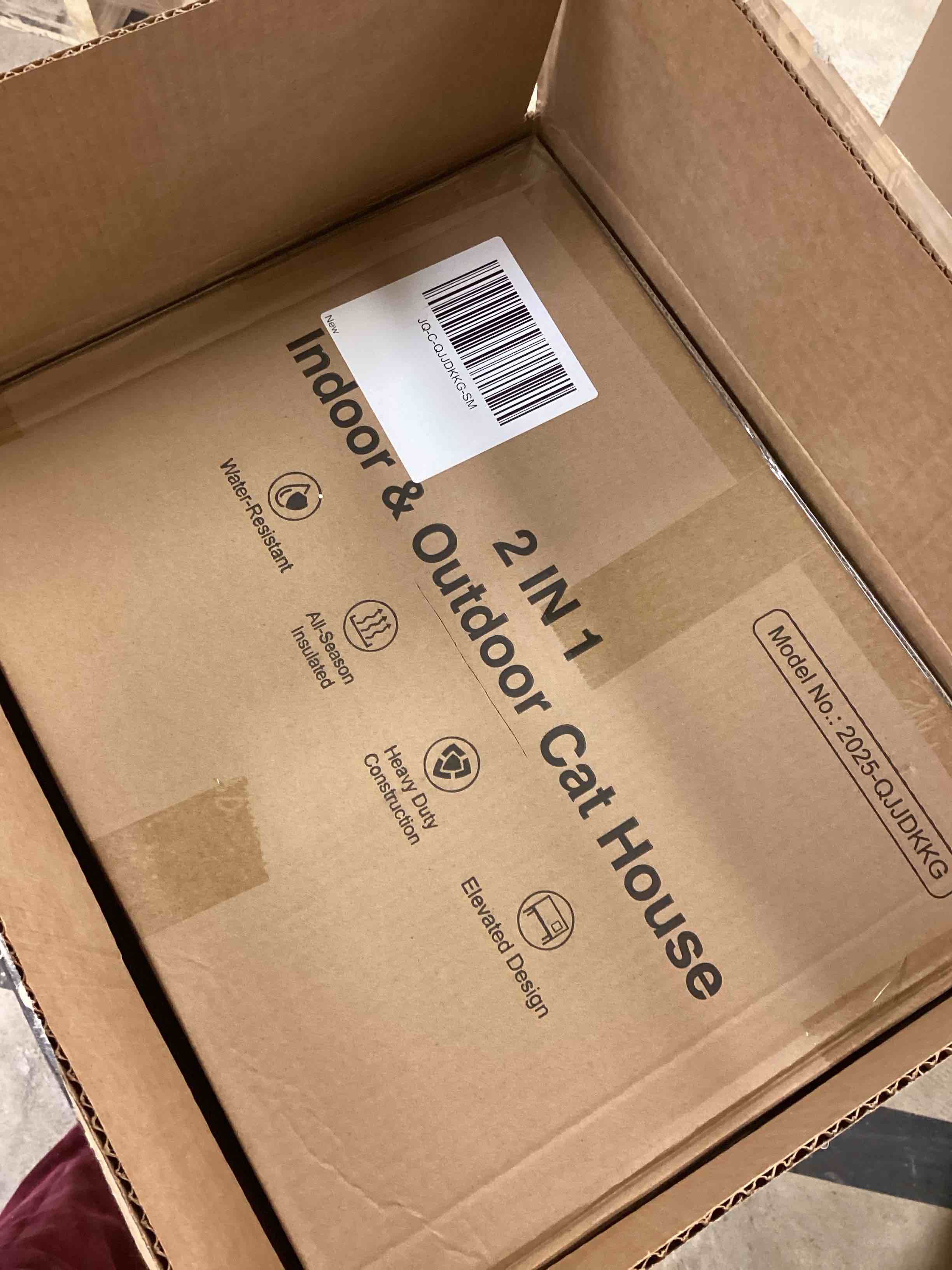 Condition photo showing New/Like New for Upgraded Heated Cat House for Outside Escape Door, Highly Insulated Heated Outdoor Cat House Waterproof Awning, Weatherproof Outdoor Feral Cat Shelter for Stray Winter 22.0"L x 12.0"W x 20.0"H Desert Camo