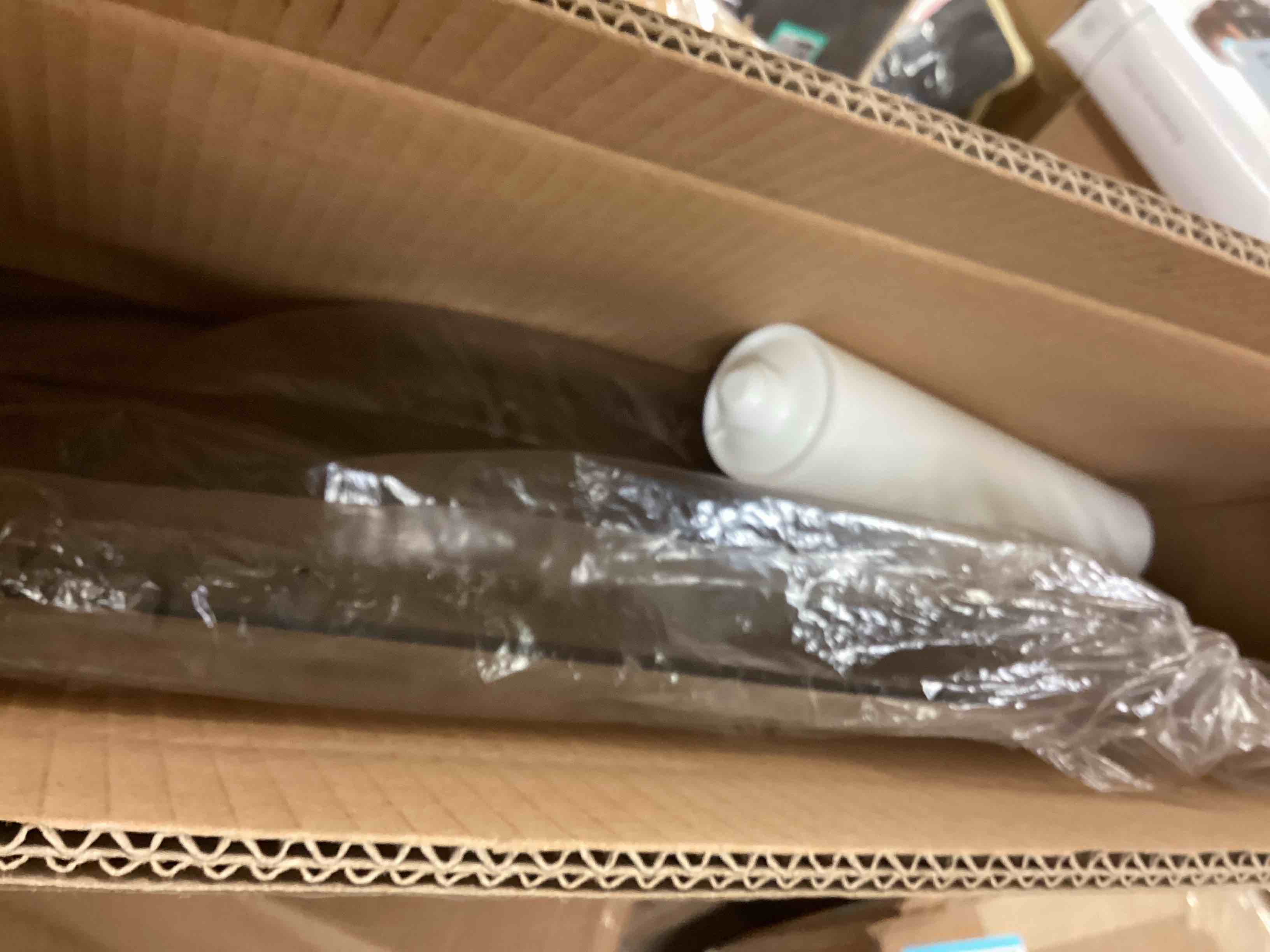 Condition photo showing Good Condition for SL1422 RV Skylight Replacement,18" x 26" Camper Skylight fits Standard 14" x 22" Openings 16" x 26" Overall,RV Shower Bathroom Skylight Cover - SL1422C(Clear)