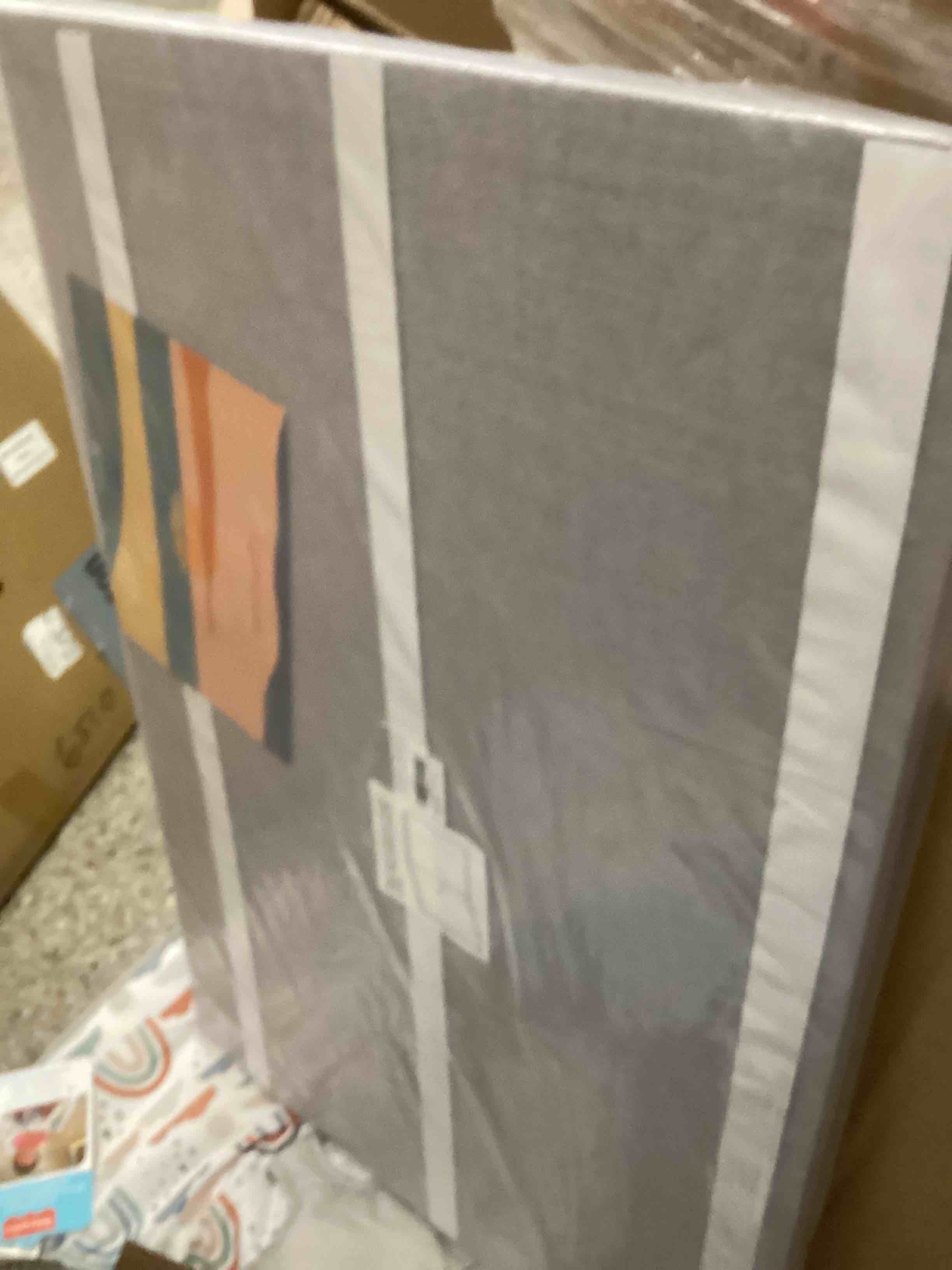 Condition photo showing New/Like New for Large Bulletin Board - 48 x 36 Inches, Decorative Felt Pin Board for Wall - 4' x 3' Foldable Photo Display Board with Self-Adhesive Tape, Includes 20 Push Pins - Light Gray Light Gray 48×36 inches