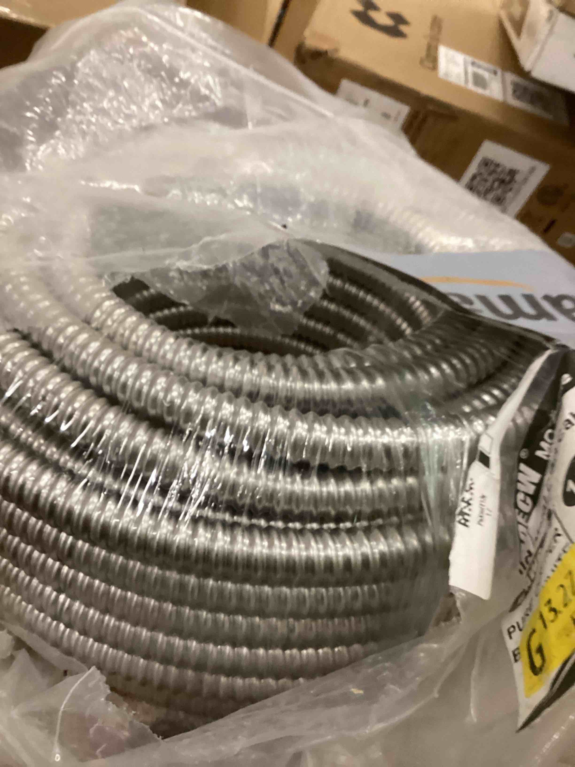 Condition photo showing New/Like New for 100ft 6/2 Metal Clad (MC) Cable with Ground, 6 Gauge Electric Wire with Aluminum Armor, Solid Bare Copper Conductors for Indoor Outdoor Underground Embedded Installation (6/2, 100 ft) 100 Feet 6/2 AWG