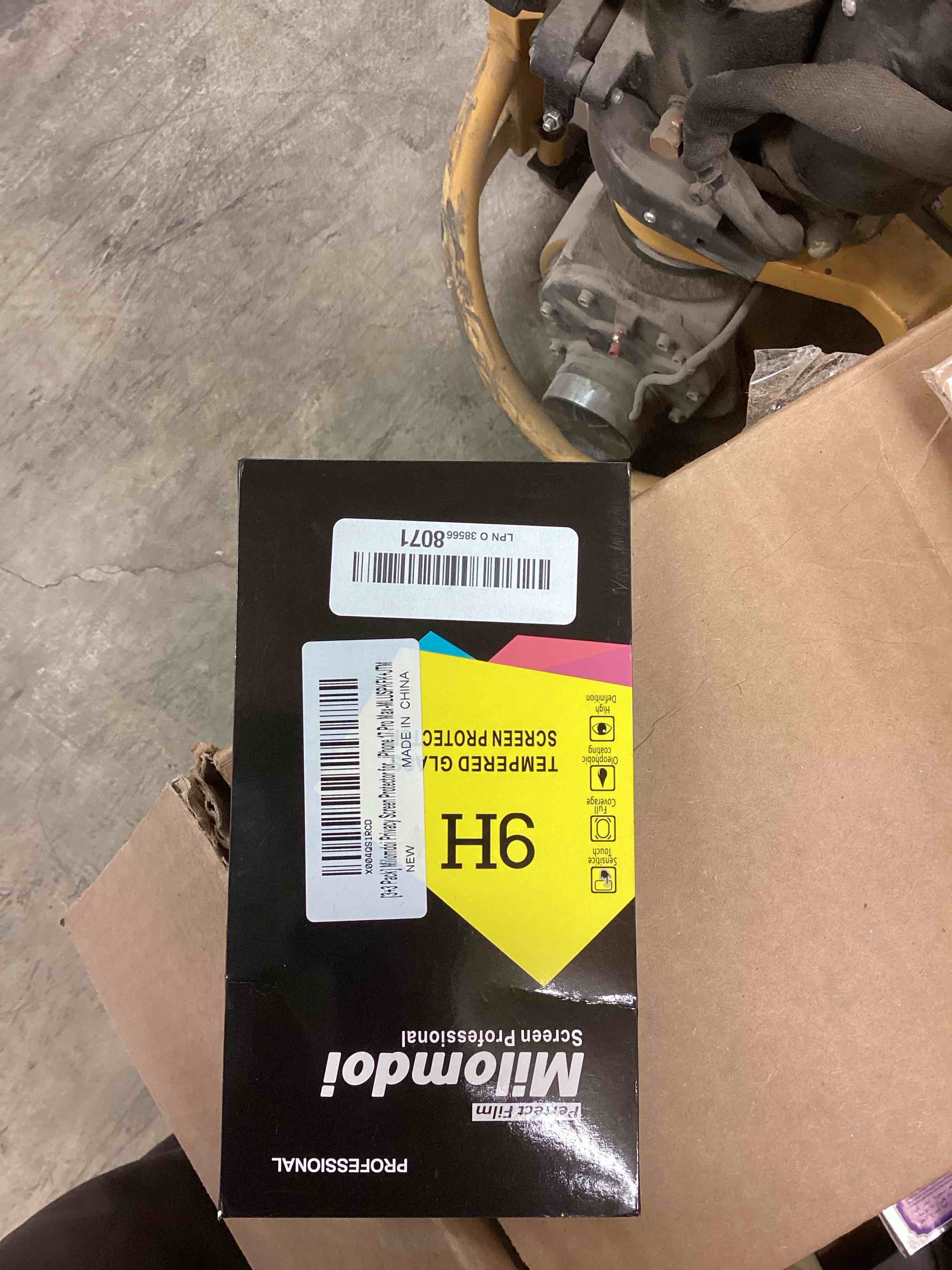 Condition photo showing New/Like New for Milomdoi 3 Pack Privacy Screen Protector for iPhone 17 Pro Max [Phone Case Friendly] Accessories Private Film, 3 Pacs Tempered Glass Camera Lens Protector, with Mounting Frame for Apple Anti Spy,Black iPhone 17 Pro Max 6.9 inch