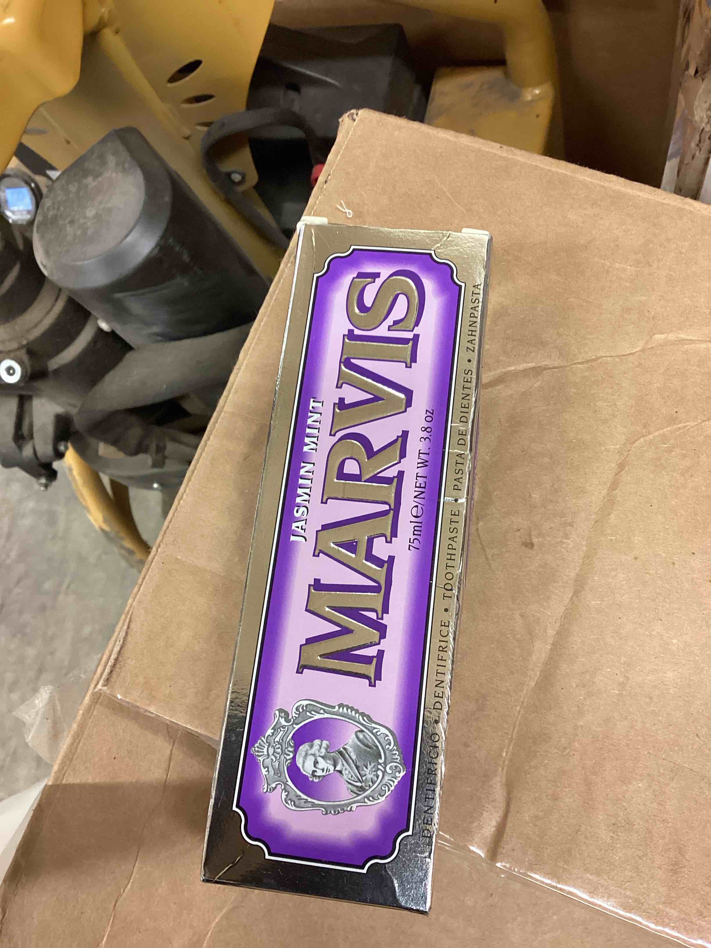 Condition photo showing New/Like New for Marvis Jasmin Mint Toothpaste 3.8 Fl Oz (Pack of 1)