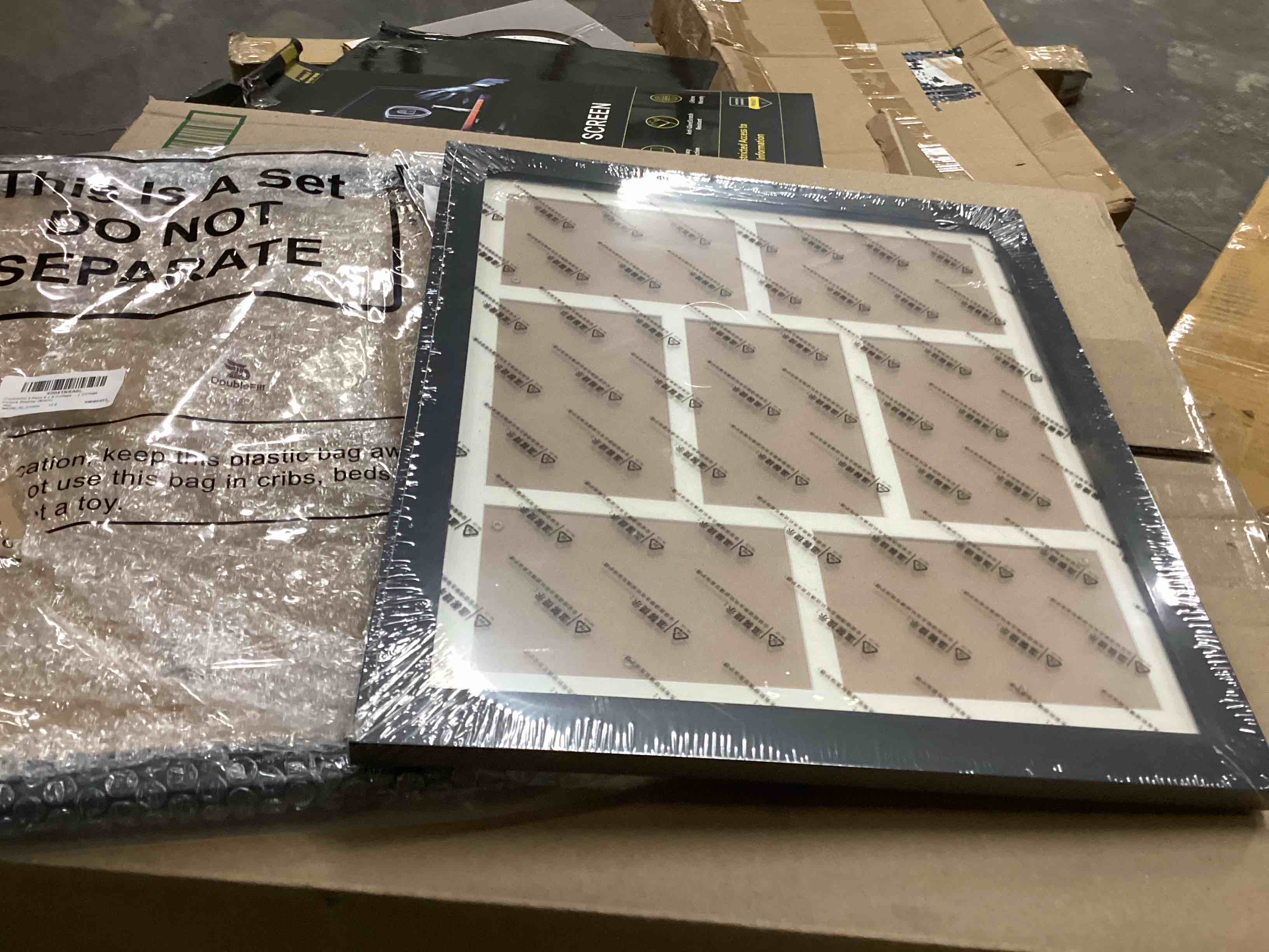 Condition photo showing New/Like New for 2 Pack 4 x 6 Collage Picture Frame with 7 Openings Multi Picture Frame for Wall Family Collage Picture Display (Black)