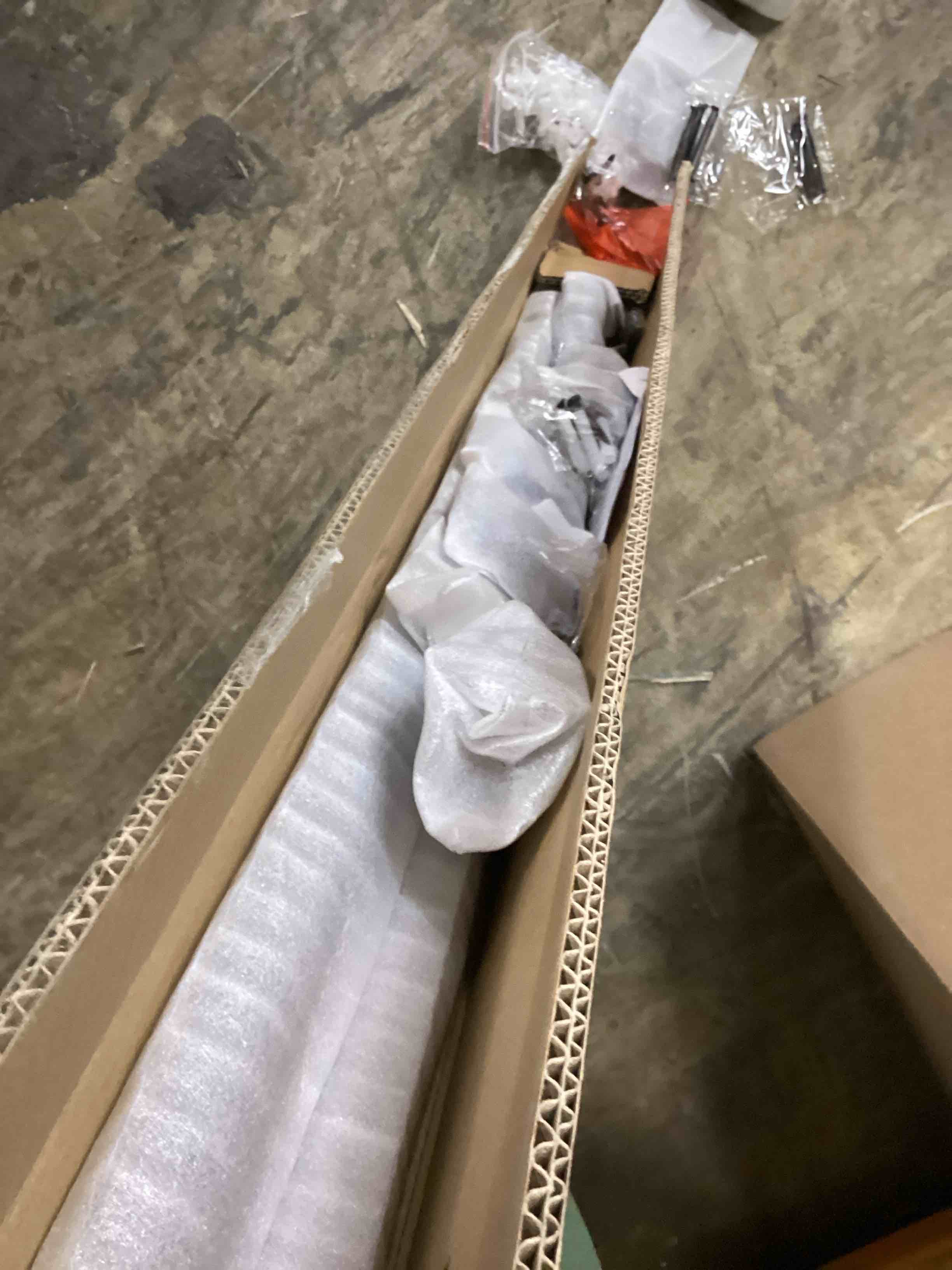 Condition photo showing New/Like New for HouseAid 10FT Industrial Pipe Wall Handrail, Farmhouse Stairway Railing with 1-1/4 Inch Diameter Pipe, Vintage Style Stairs Handrail, Wall Mounted, Matte Black 10 ft