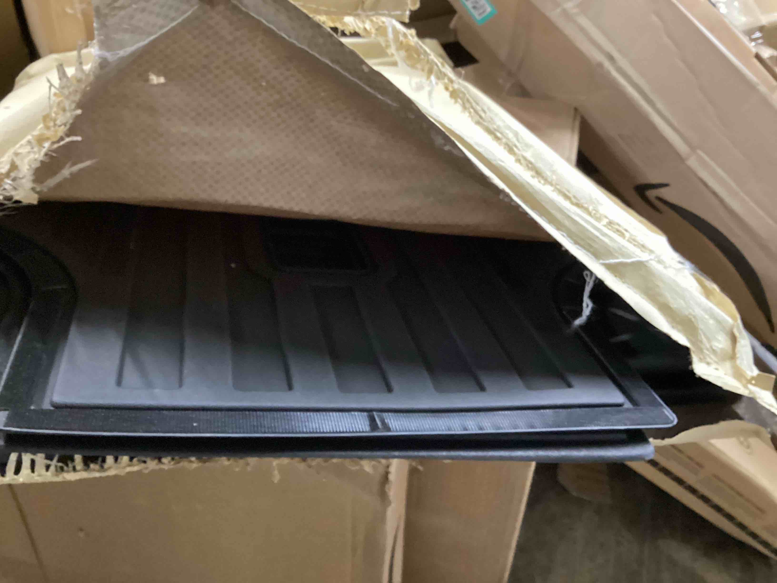 Condition photo showing Good Condition for T TGBROS Cargo Mat for Ford Explorer 2020-2025 2026 All Weather TPE Trunk Liner for Explorer Accessories Back Seat Cover Non-Slip Rear Cargo Mat Black 3PCS