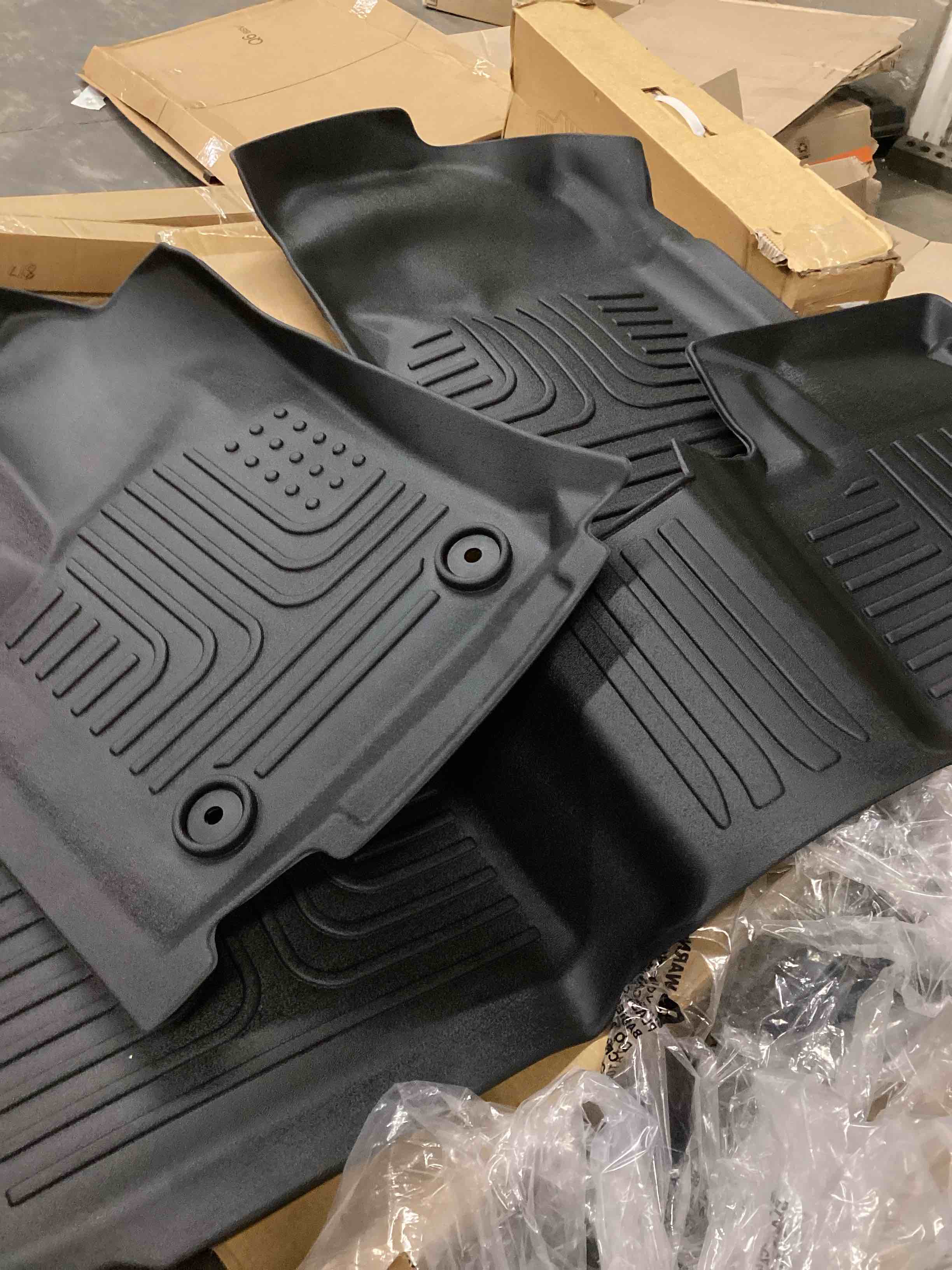 Condition photo showing Good Condition for AIPOIL® Floor Mats & Cargo Liner Set for 2025 2026 Subaru Forester All Weather Protection TPE Anti-Slip Automotive Full Set Custom Car Mats Accessories - Black