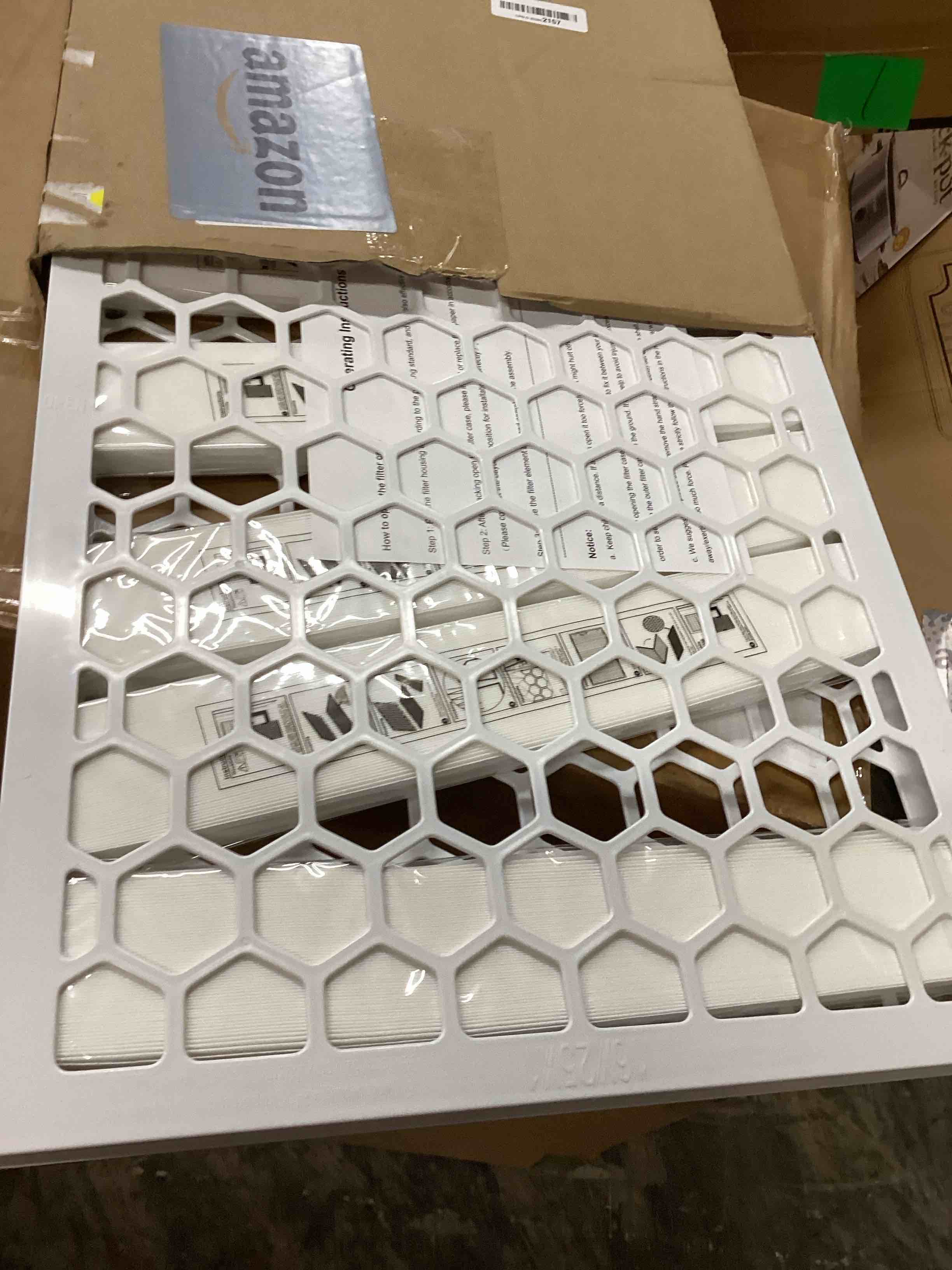 Condition photo showing Good Condition for Housmile 16x25x1 Air Filter, MERV 11, MPR 1000, Unique ABS White Plastic Frame, Durable and Easy to Replace, Clean Living Basic Dust, 6 Pack (Exact Size: 24.6" x 15.6" x 0.9") 16x25x1 - 1Frame 6 Piece