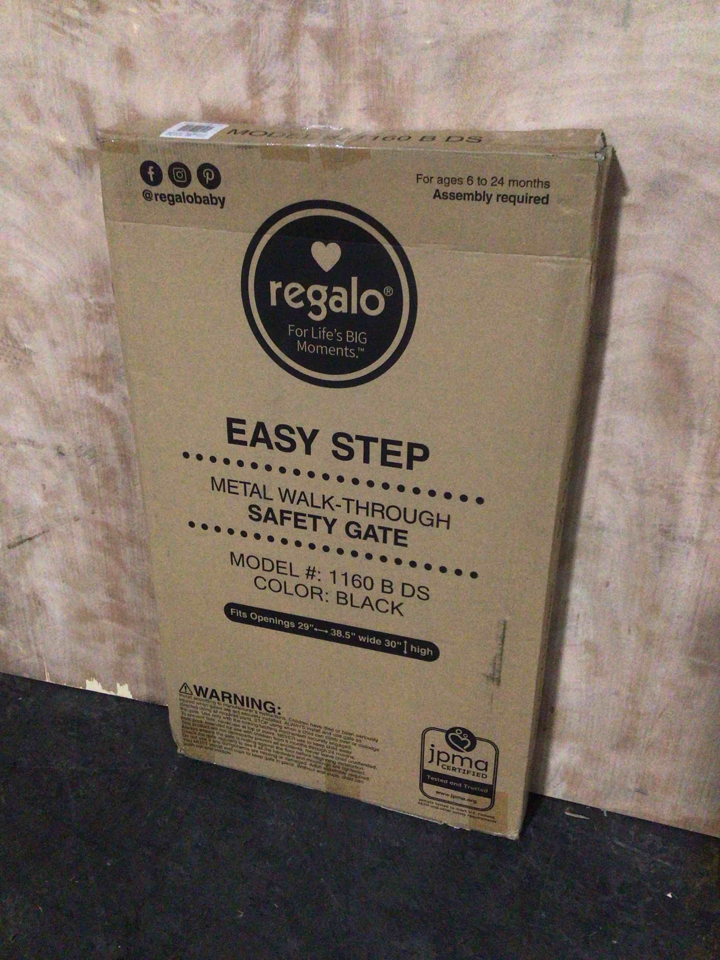 Condition photo showing New/Like New for Regalo Easy Step Metal Walk Through Gate, Black