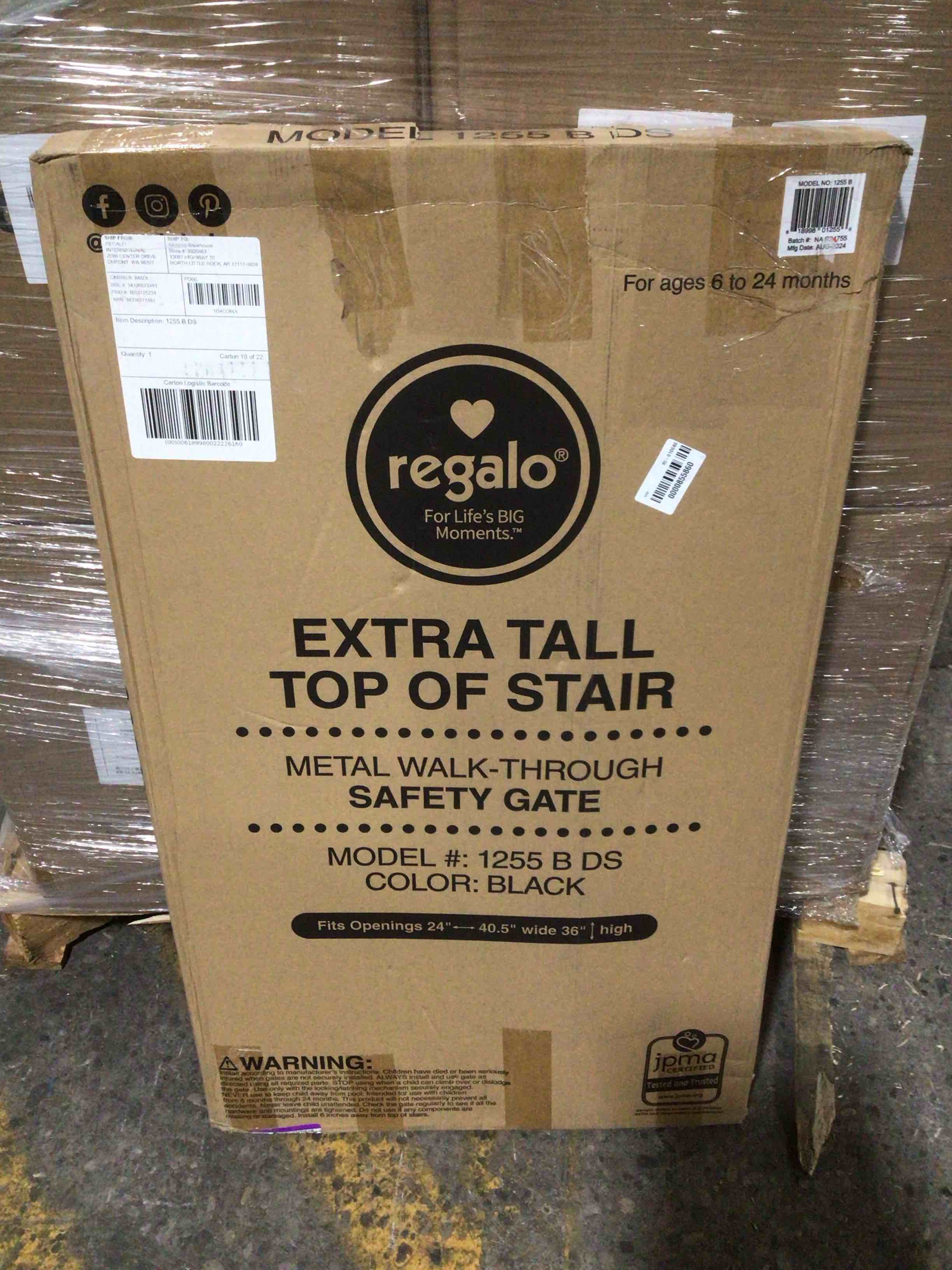 Condition photo showing New/Like New for Regalo Extra Tall Top of Stair Gate