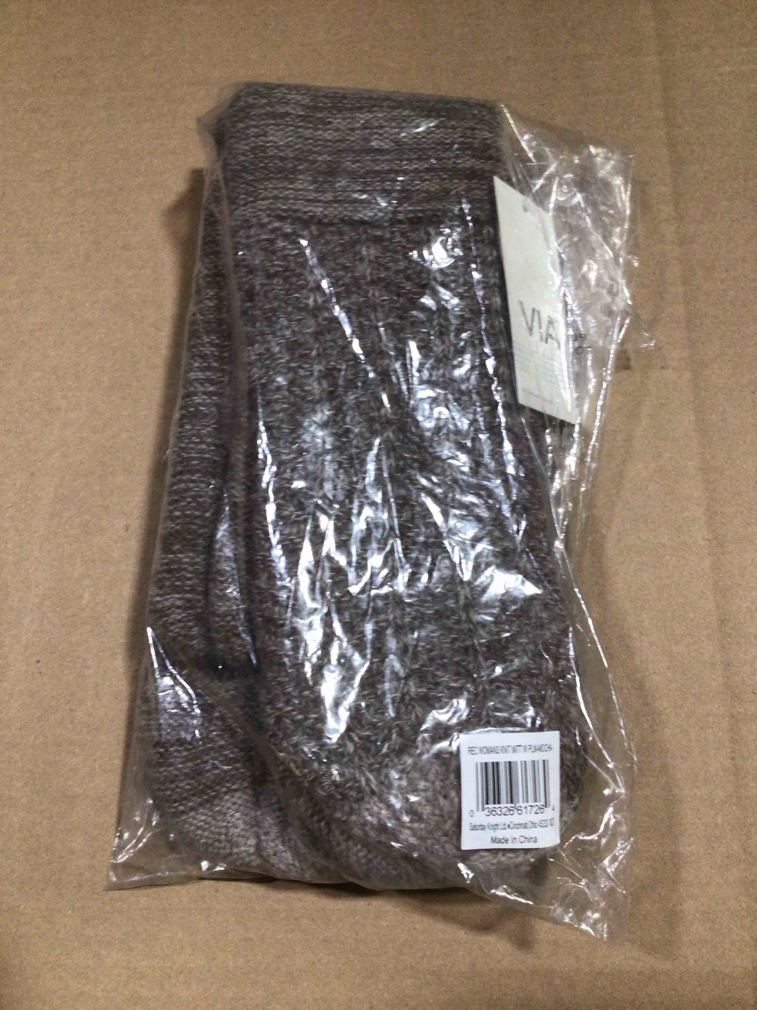 Via Women’s Knitted Mit, Mocha 