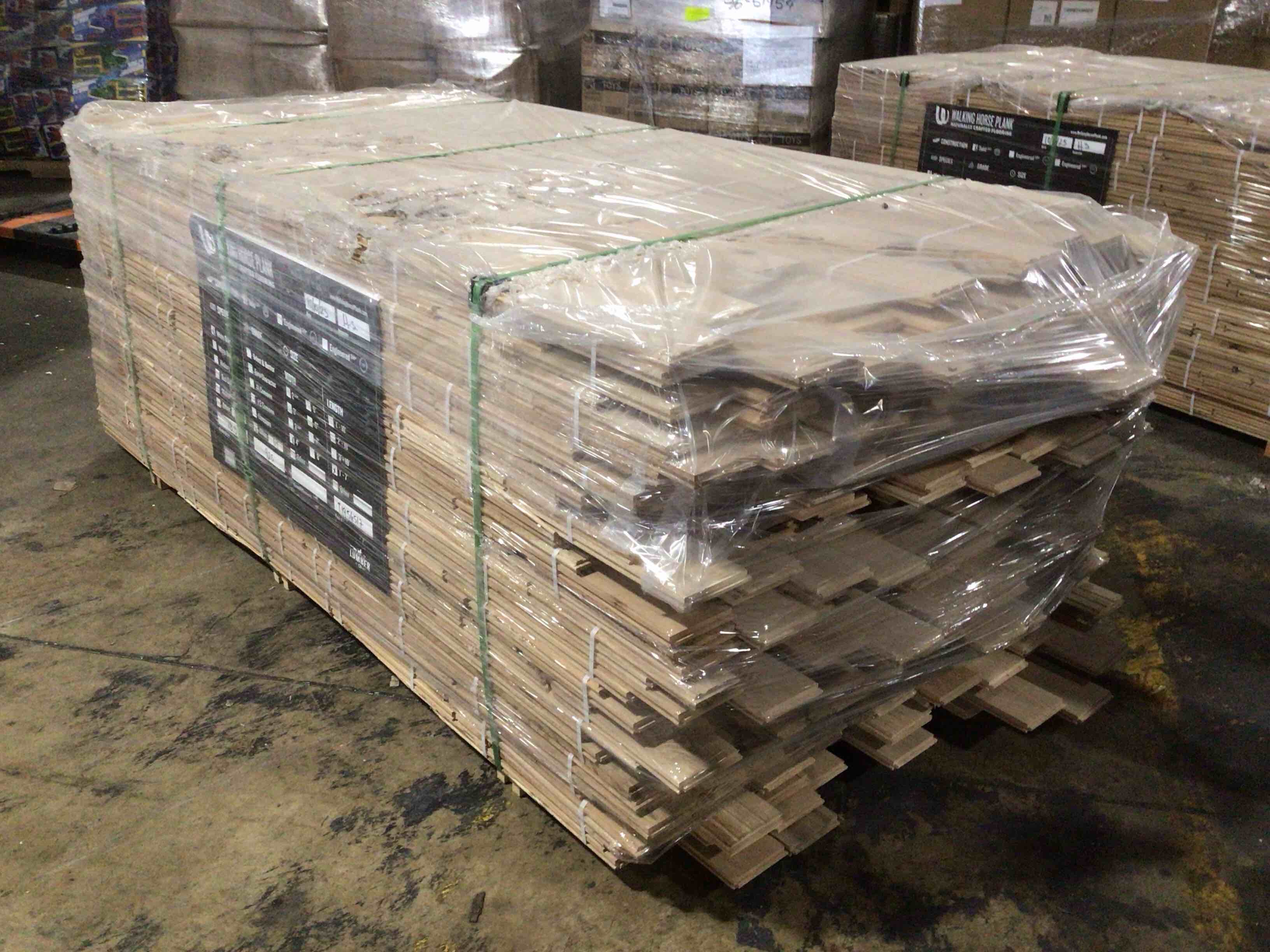 Condition photo showing Good Condition for Unfinished White Oak Hardwood Flooring 4 Inch by 1ft -7ft Lengths 925 Sq Ft. Your BID per Square Foot