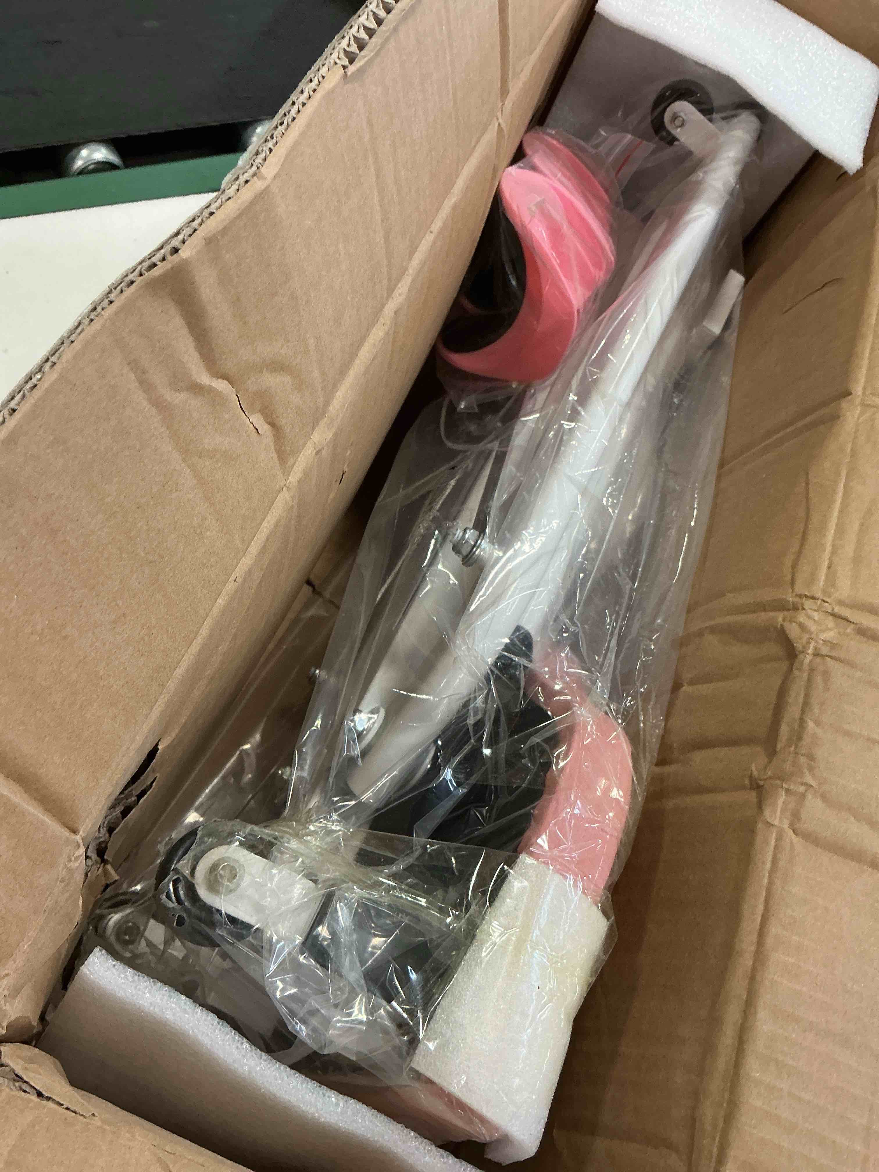 Condition photo showing item condition for Leg Split Stretcher Machine for Flexibility – Heavy Duty Hip Opener Stretch Equipment for Splits Training, Ballet, Dance, Gymnastics, Yoga – Adjustable 0-180° Leg Stretcher