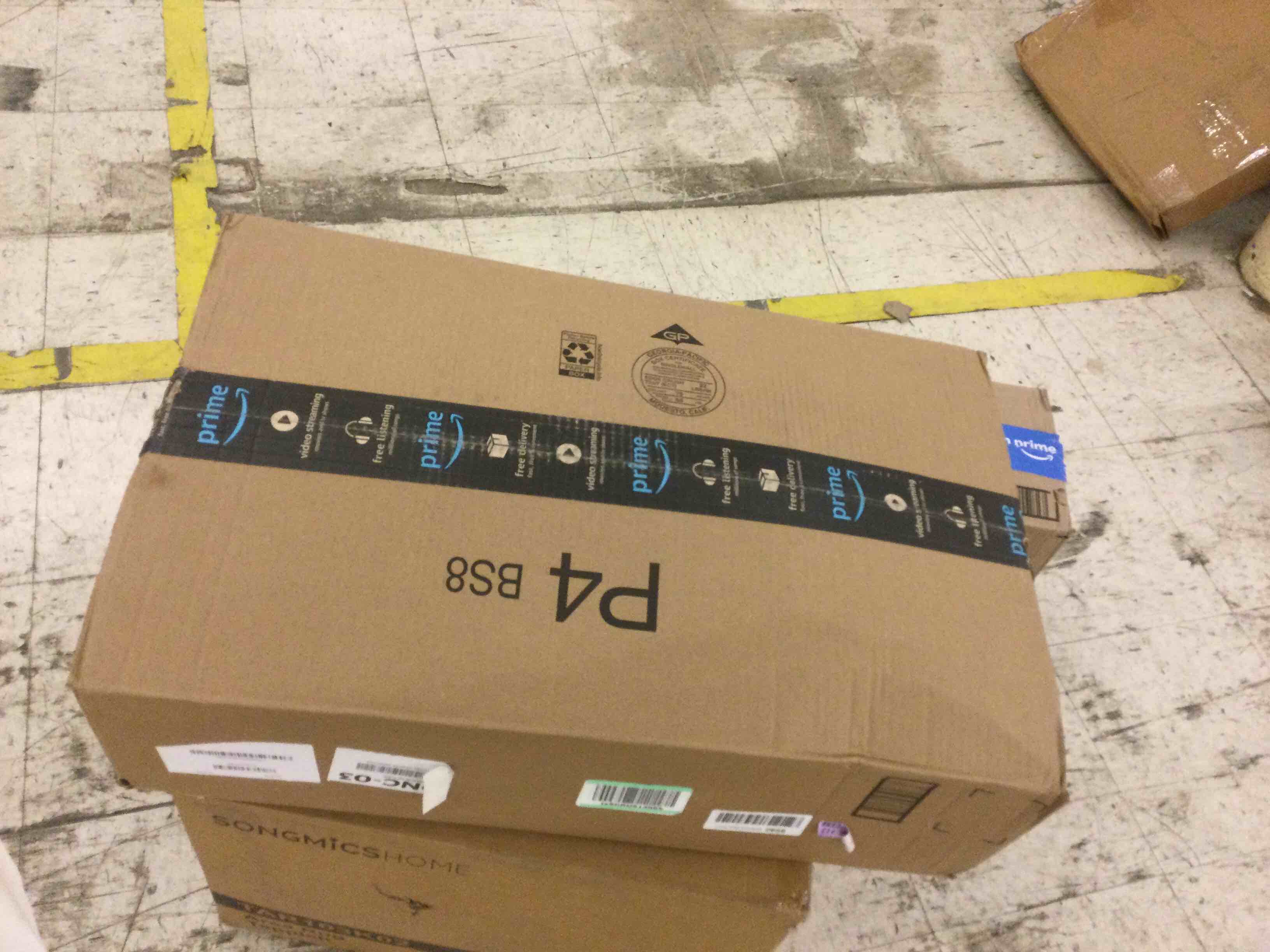 Condition photo showing As Is for EVERGRACEHOME Chunky Chenille Knit Throw Blanket for Couch, Soft Luxurious Oversized King Moss Stitch Blanket for Bed, Large Cozy Farmhouse Knitted Throw for Sofa, Olive Green, 92" x 108" Olive Green 108" x 92"