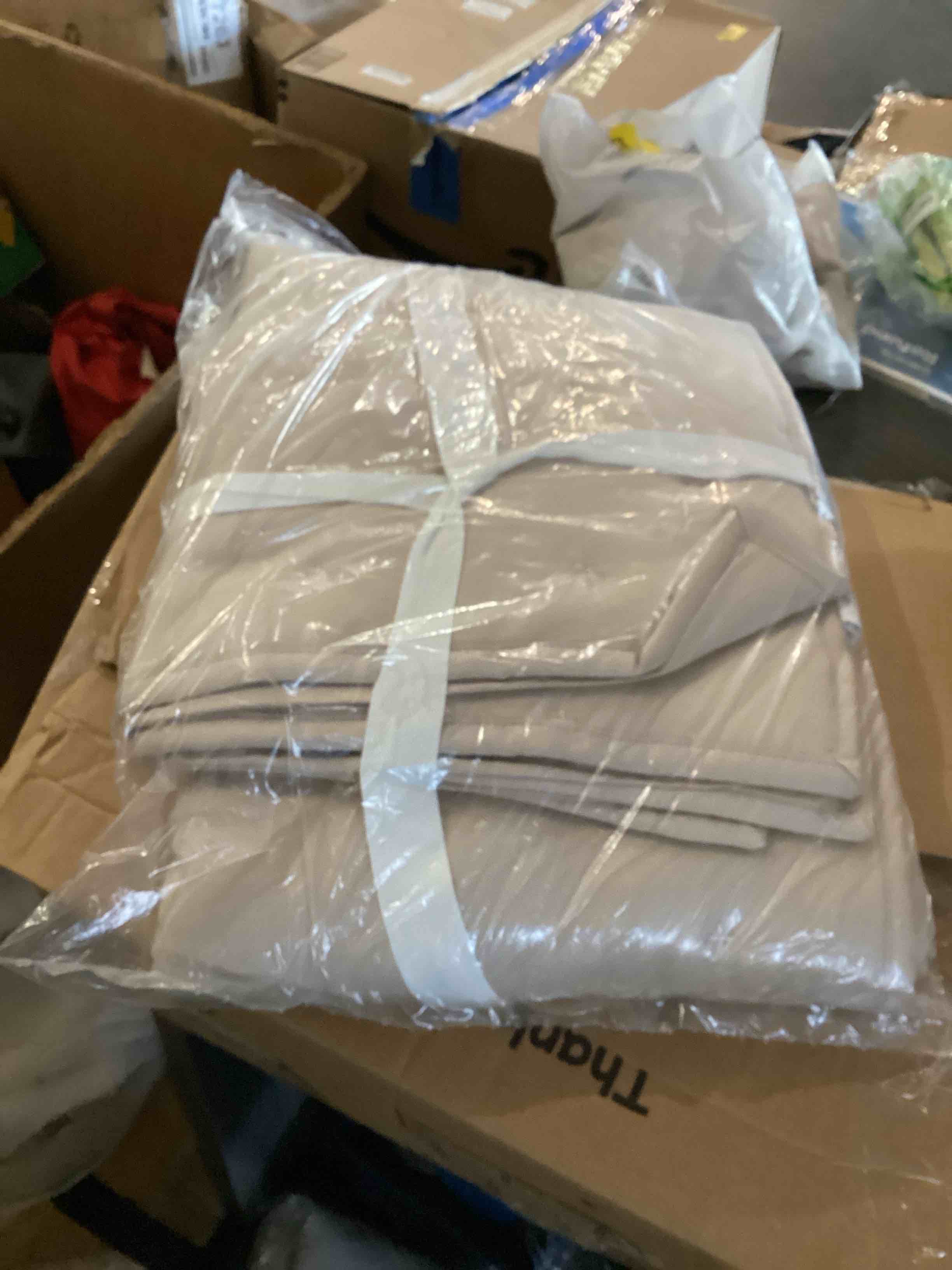 Condition photo showing New/Like New for palassio beige 100% cotton quilt california cal king size bedding sets with 2 pillow shams, textured oversized lightweight bedspread shabby chic coverlet, (only pillow case not full set!) soft bed cover for all season, 3 pieces block-beige california king(118\\\"x106\\\"?