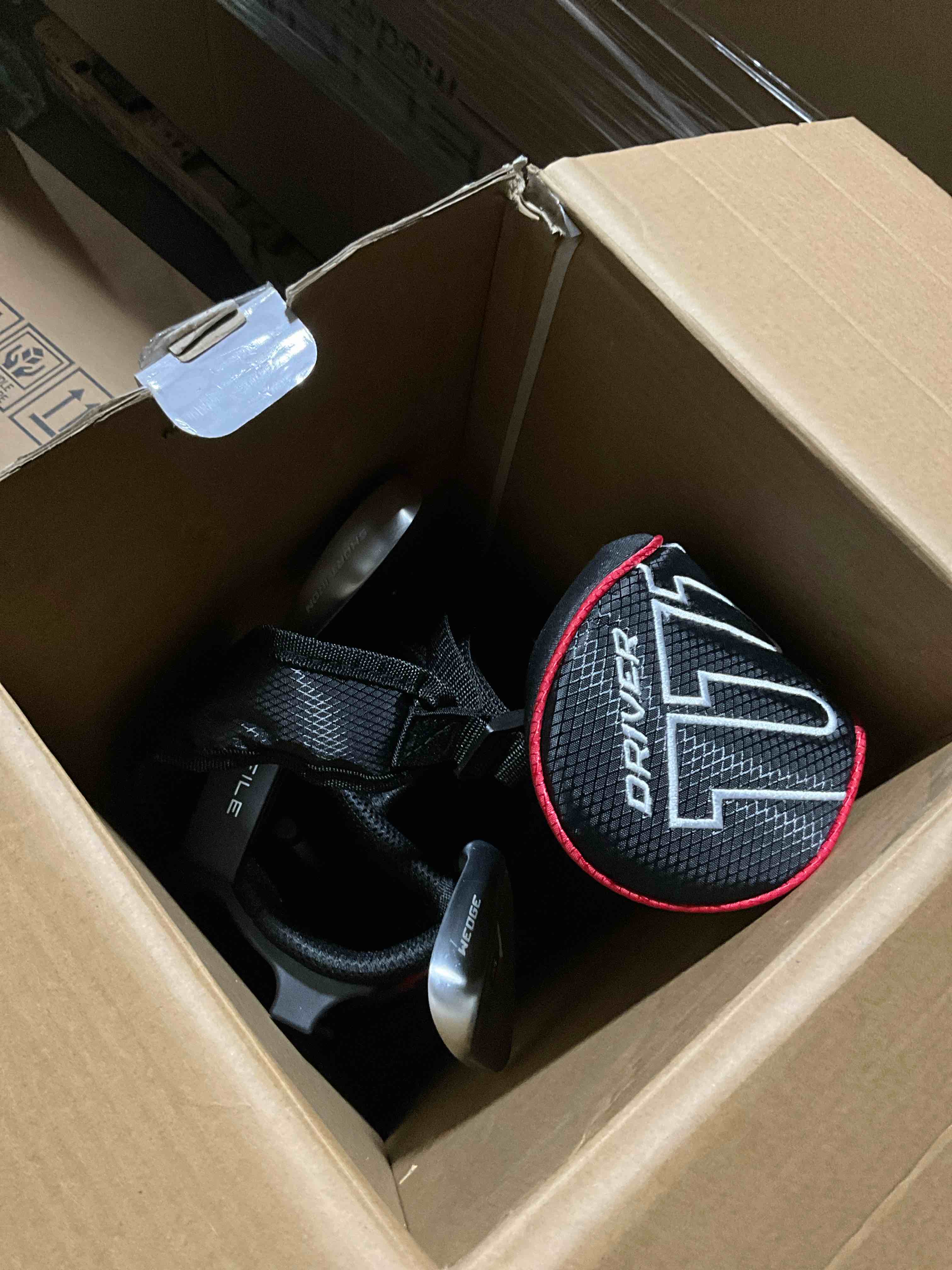 Condition photo showing New/Like New for Wilson Profile JGI Junior Small Complete Golf Set with Bag (Red Right Handed)