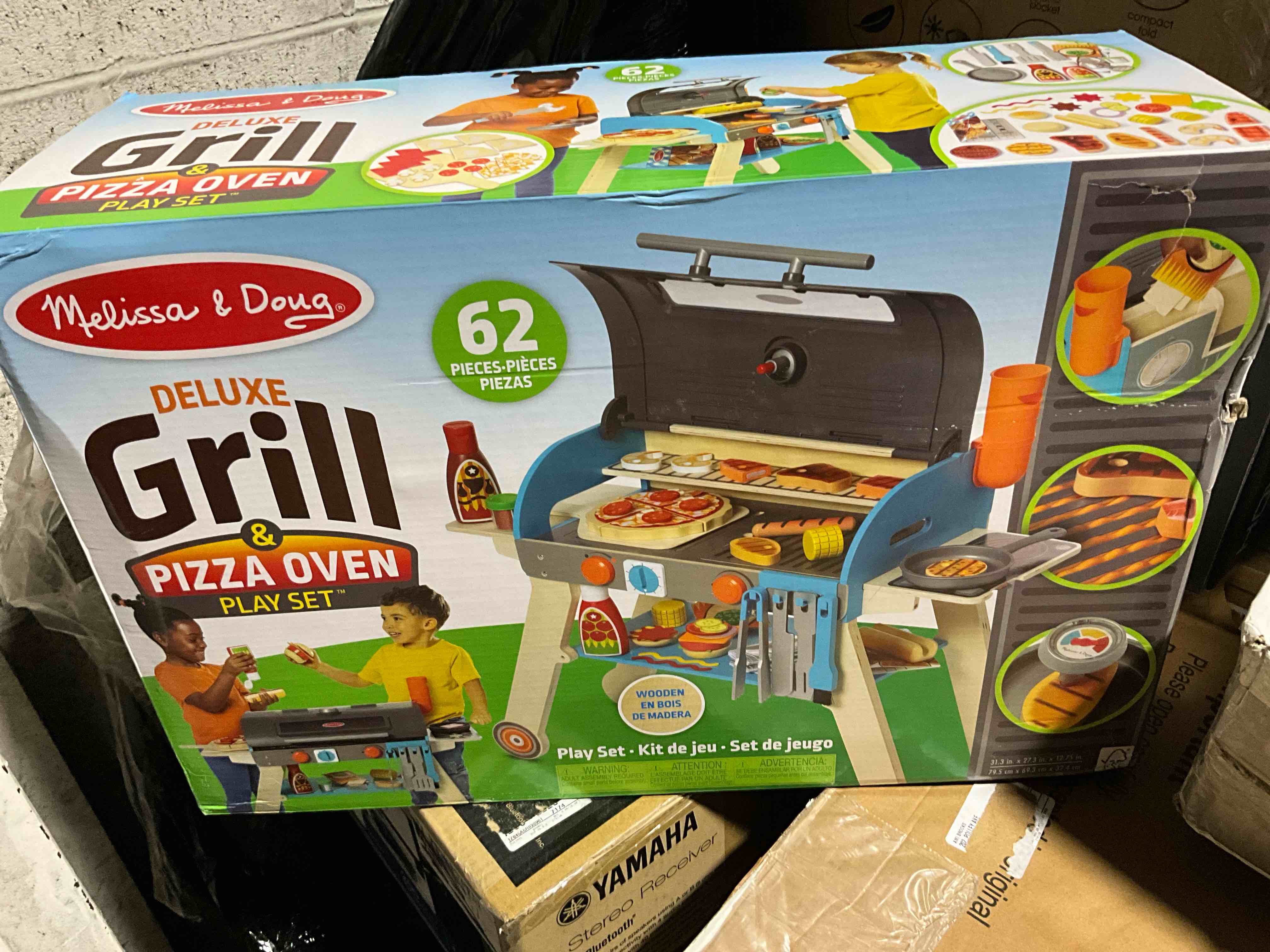 Condition photo showing New/Like New for Deluxe Grill & Pizza Oven Playset, by