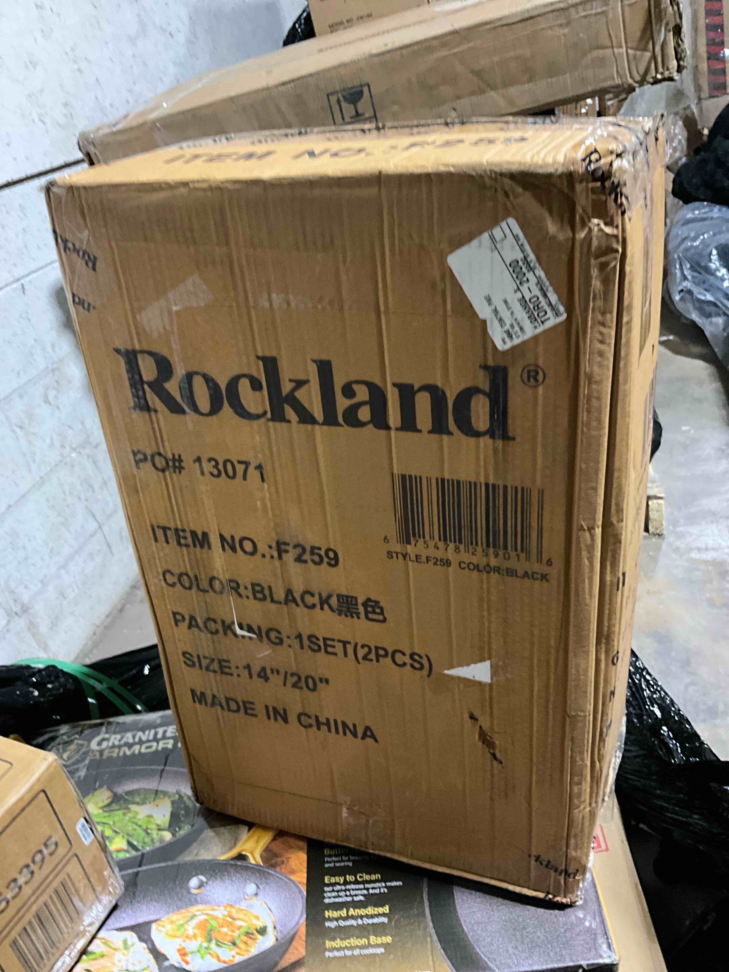 Condition photo showing New/Like New for Rockland Napa Valley 2 Pc Carry On Set Black