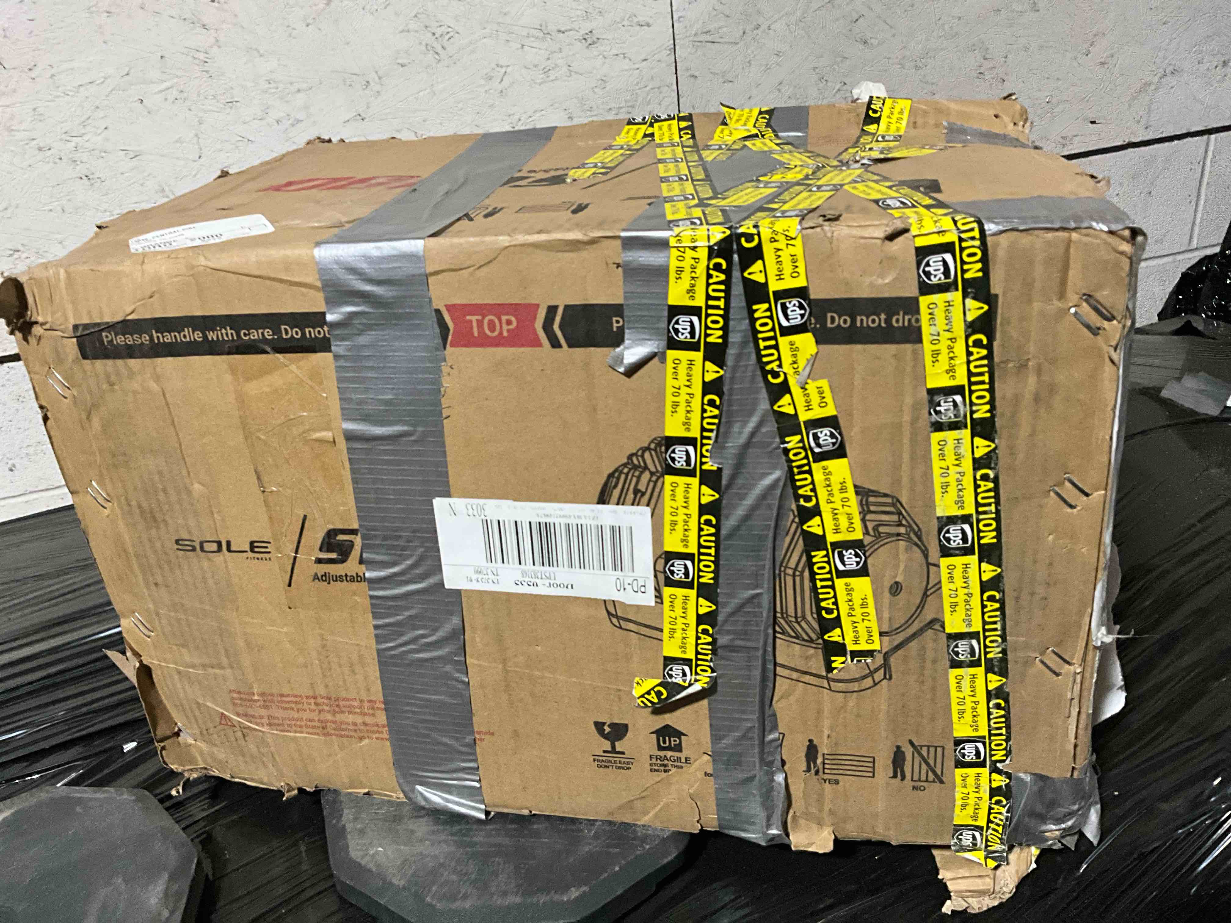 Condition photo showing Good Condition for SOLE Fitness Adjustable Dumbbells (set of 2) SW180, Versatile Space-Saving Equipment - Adjustable Weights from 5lbs to 80lbs - Tone and Strengthen