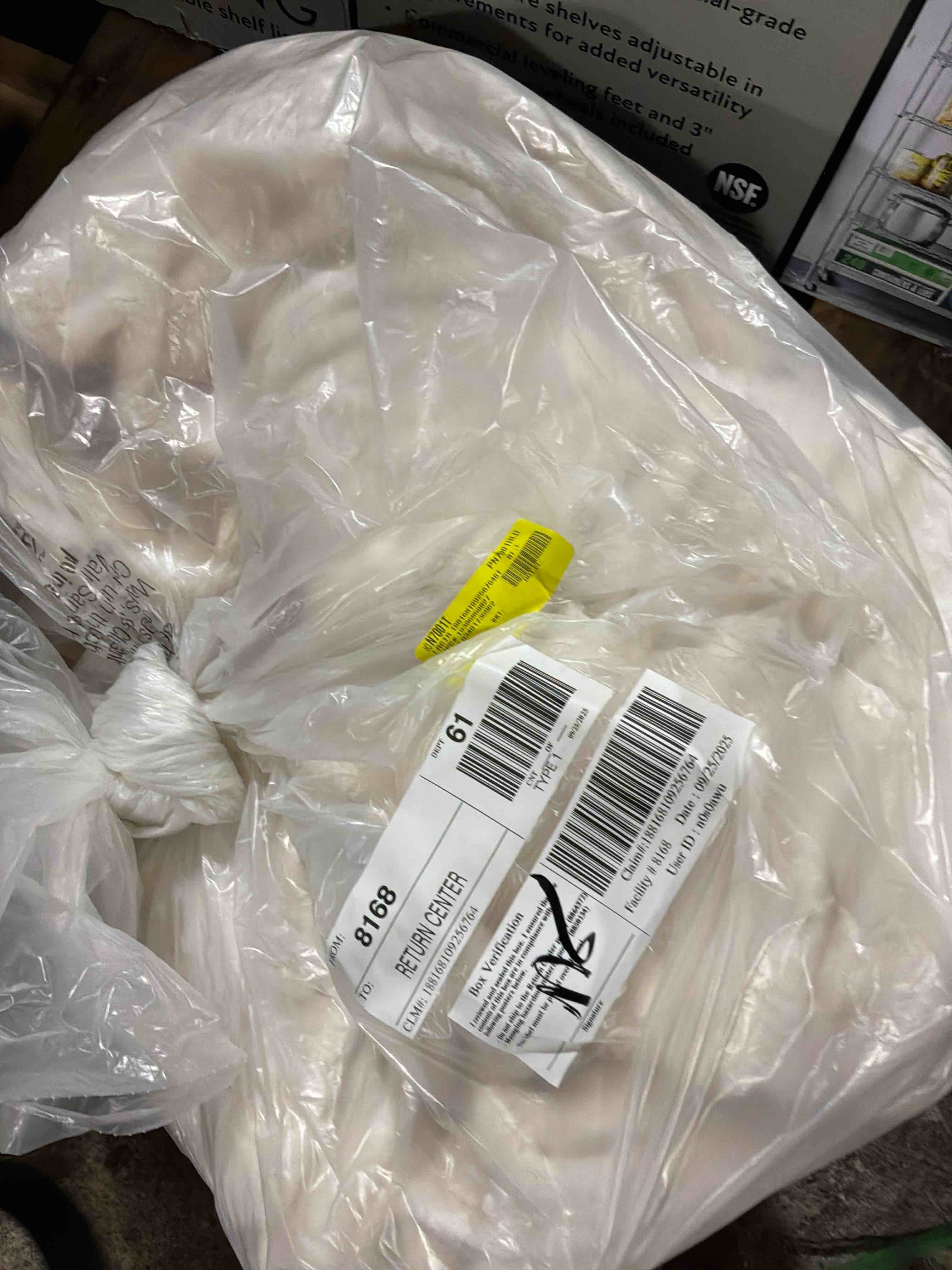 Condition photo showing New/Like New for member’s mark vanilla dream blanket