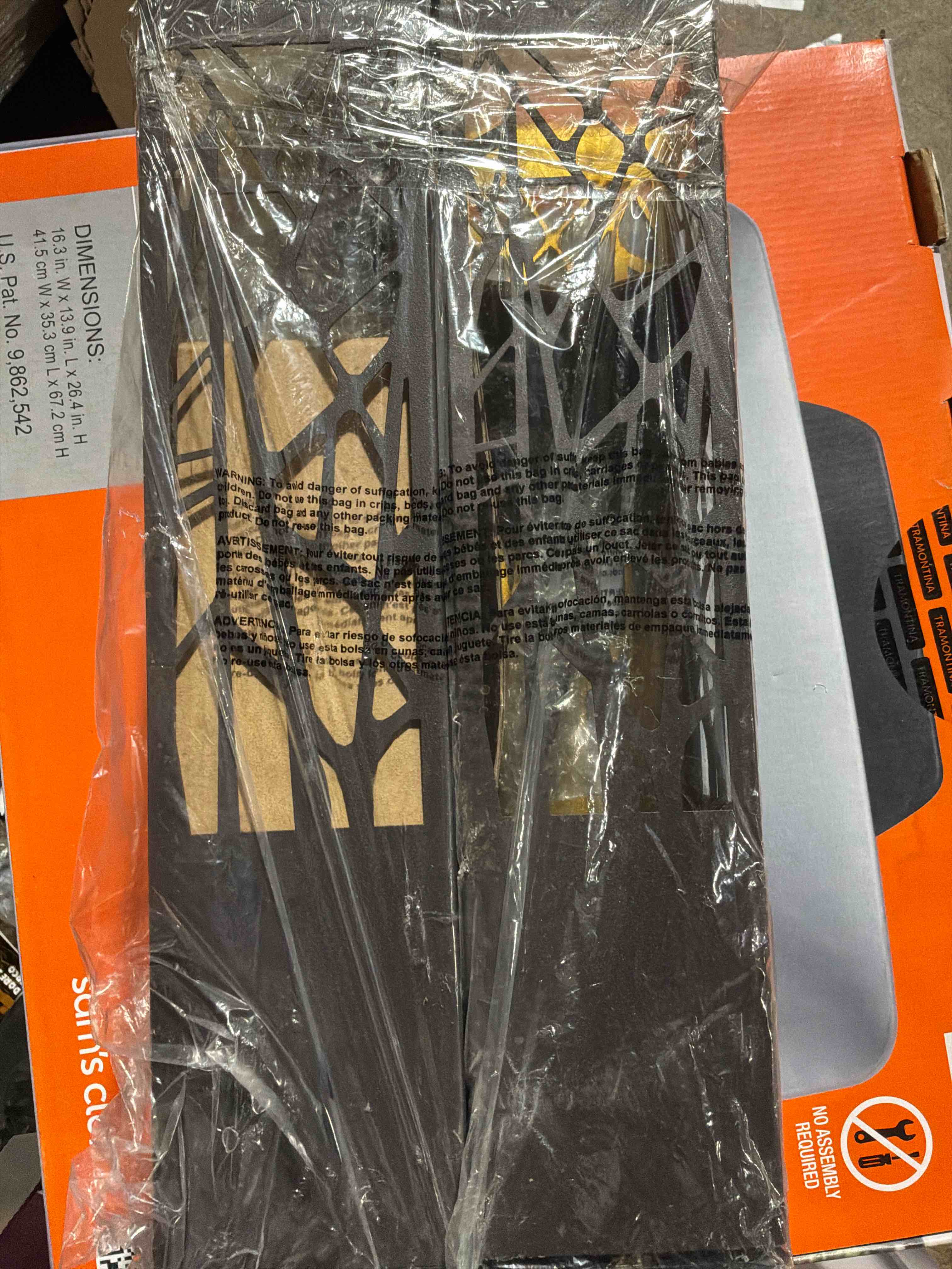 Condition photo showing Good Condition for 30 lumen solar bollard path light set warm white + 7 color changing, set of 5