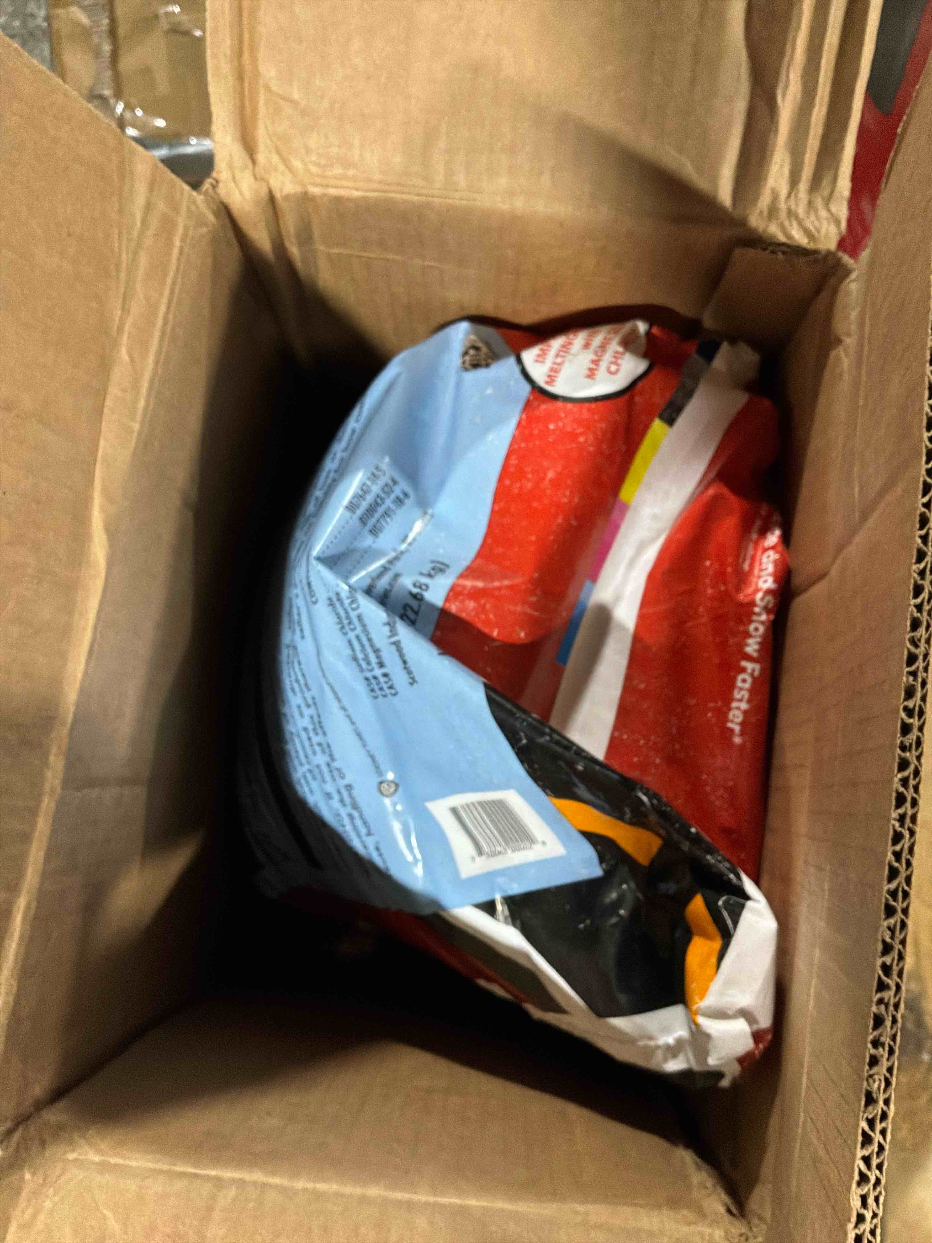 Condition photo showing New/Like New for scotwood road runner blend ice melt 50 lb. bag