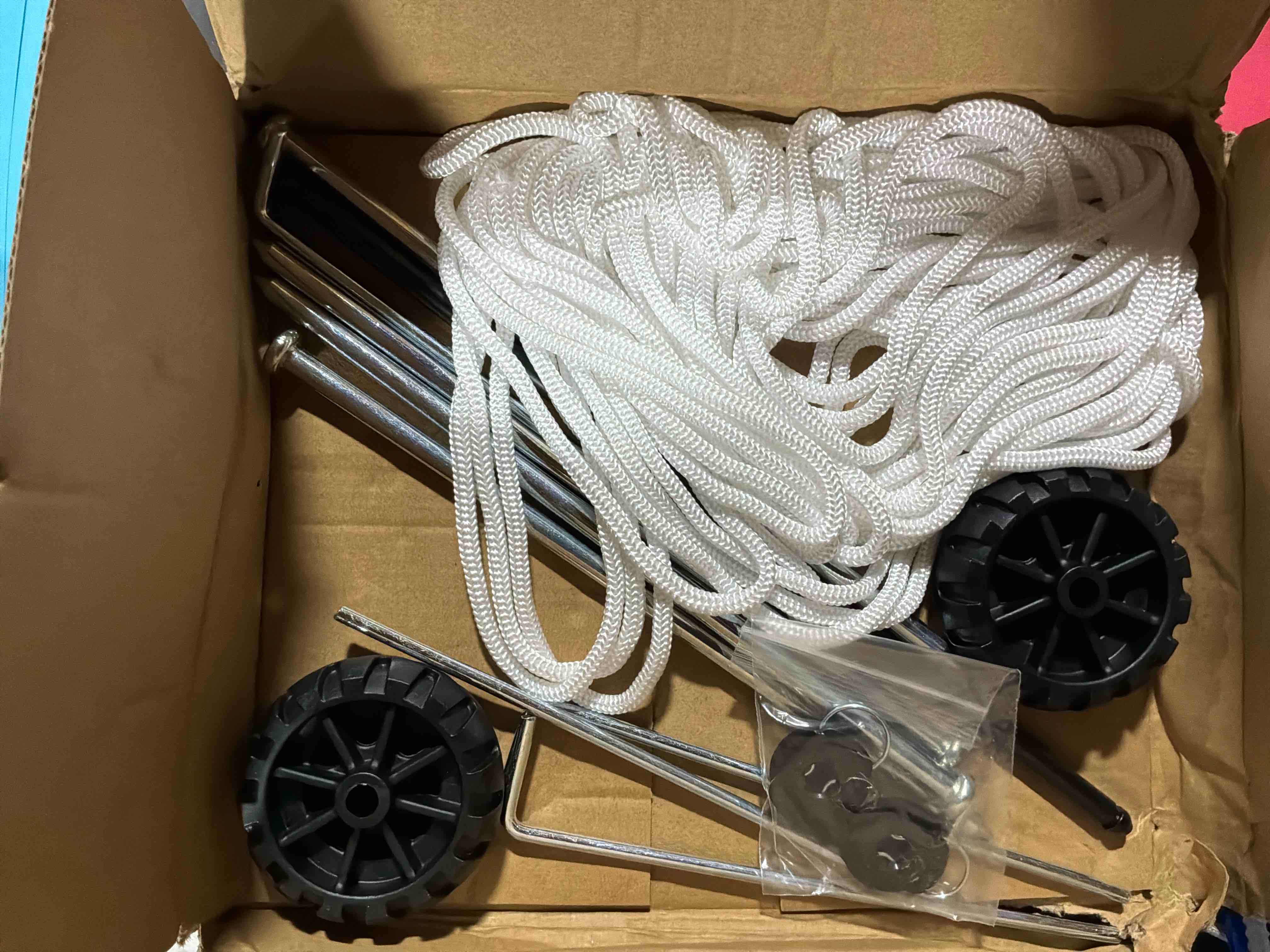 Condition photo showing New/Like New for e-z up tent stake and guy line kit.