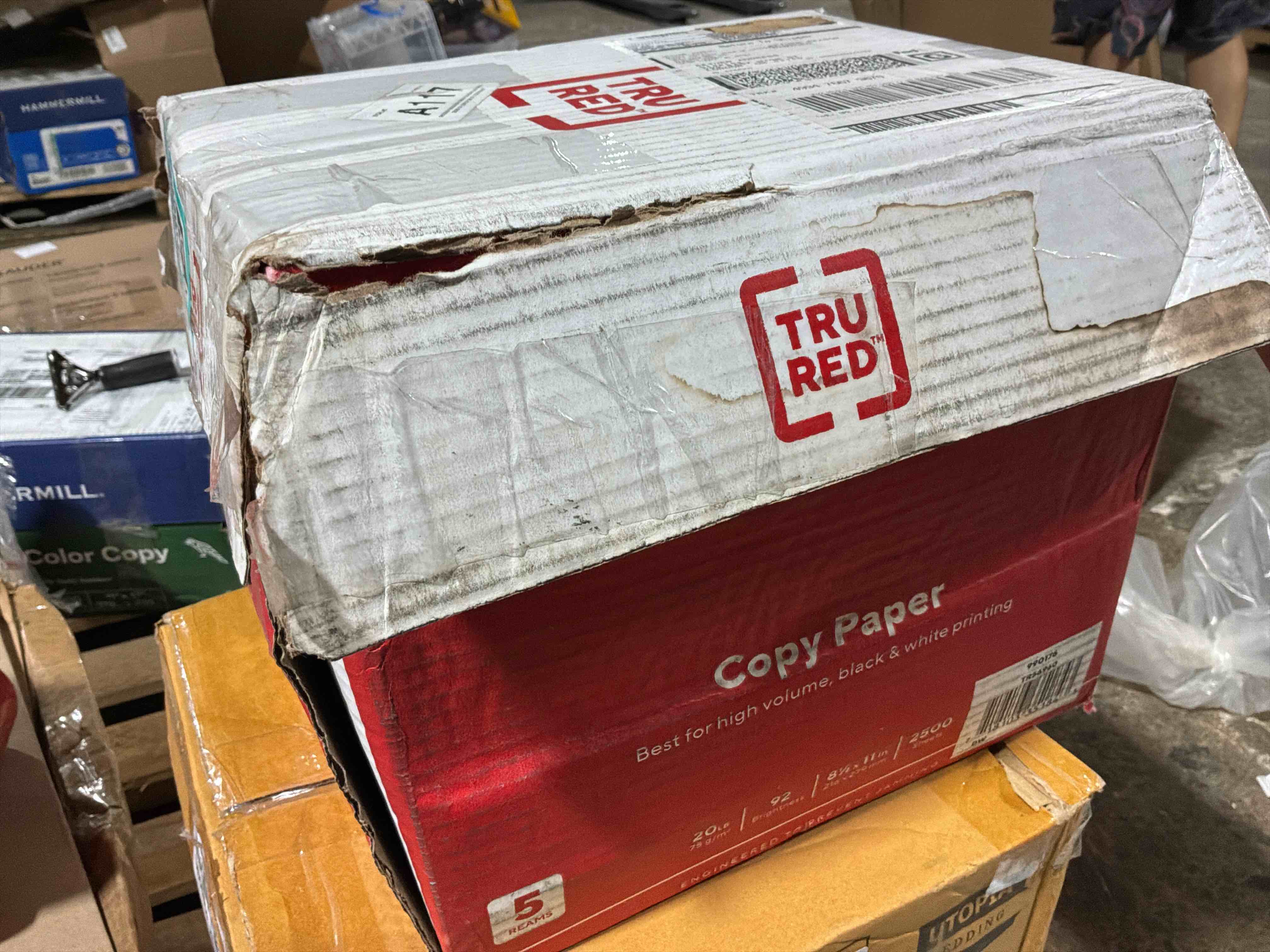 Condition photo showing New/Like New for tru red 8.5 x 11 copy paper 20 lbs 92 brightness 23479-u/tr56960
