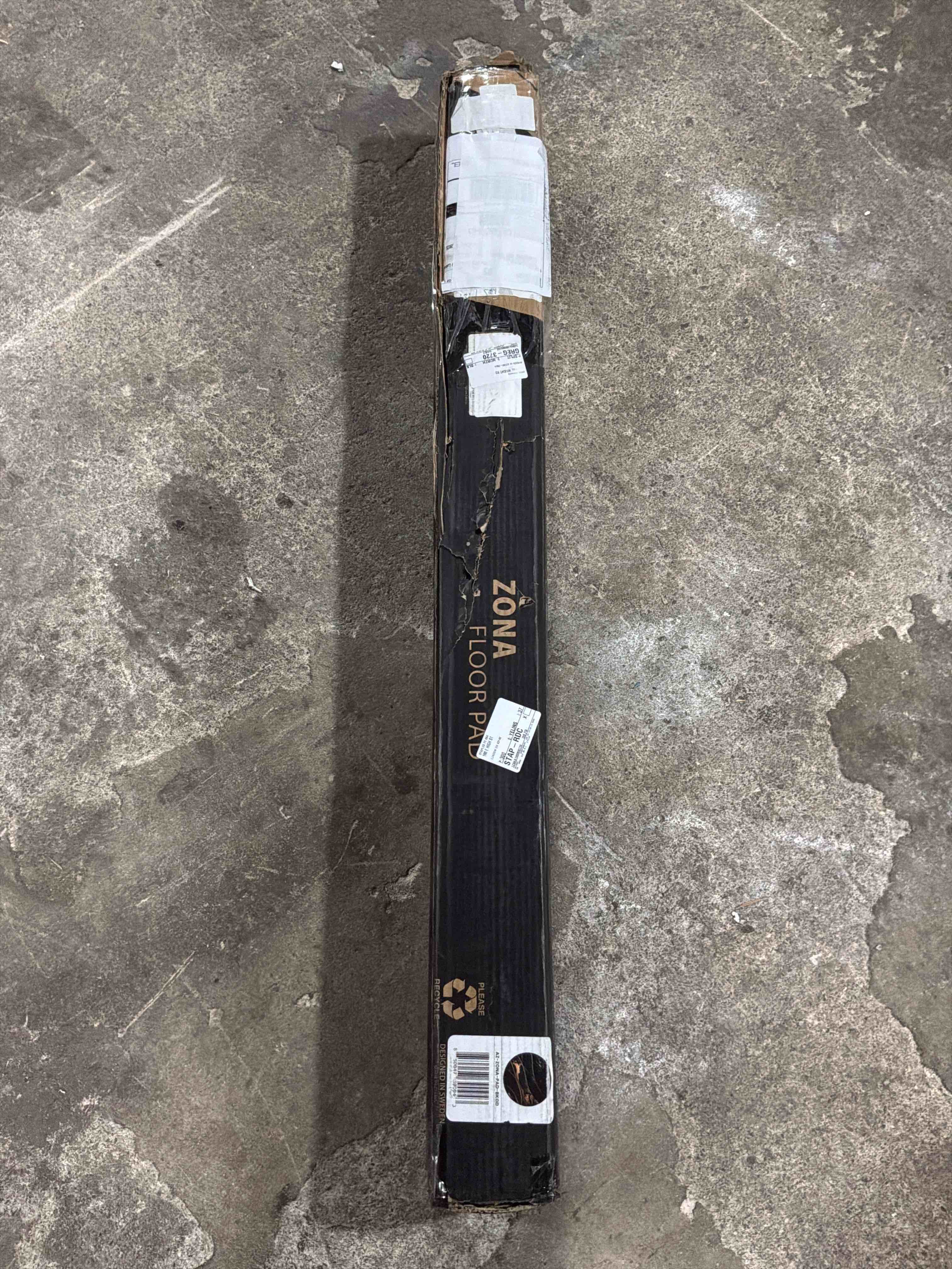 Condition photo showing New/Like New for arozzi - zona floor pad - black gold