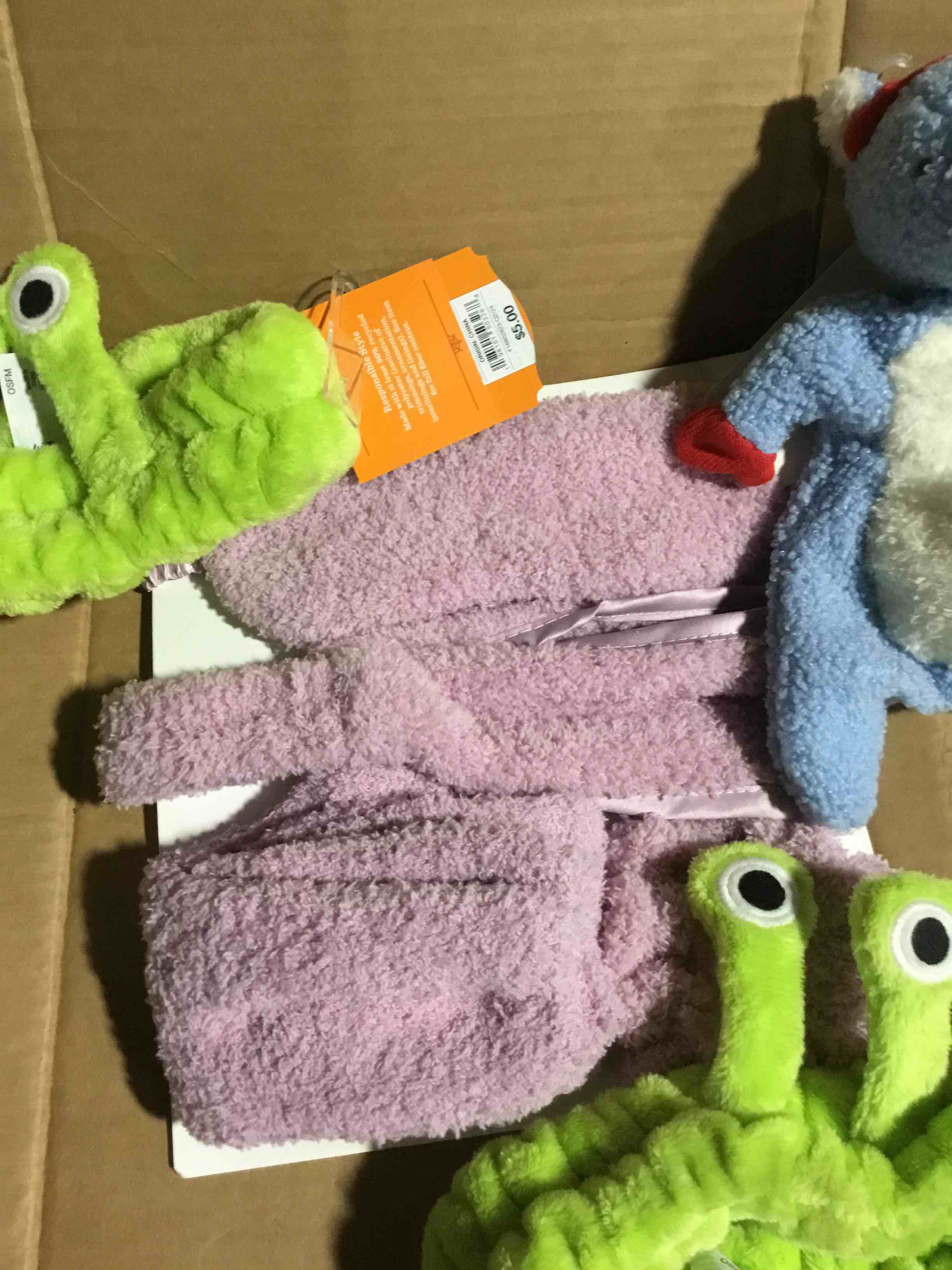 Condition photo showing Good Condition for Assortment Of Makeup or Facial Accessories 