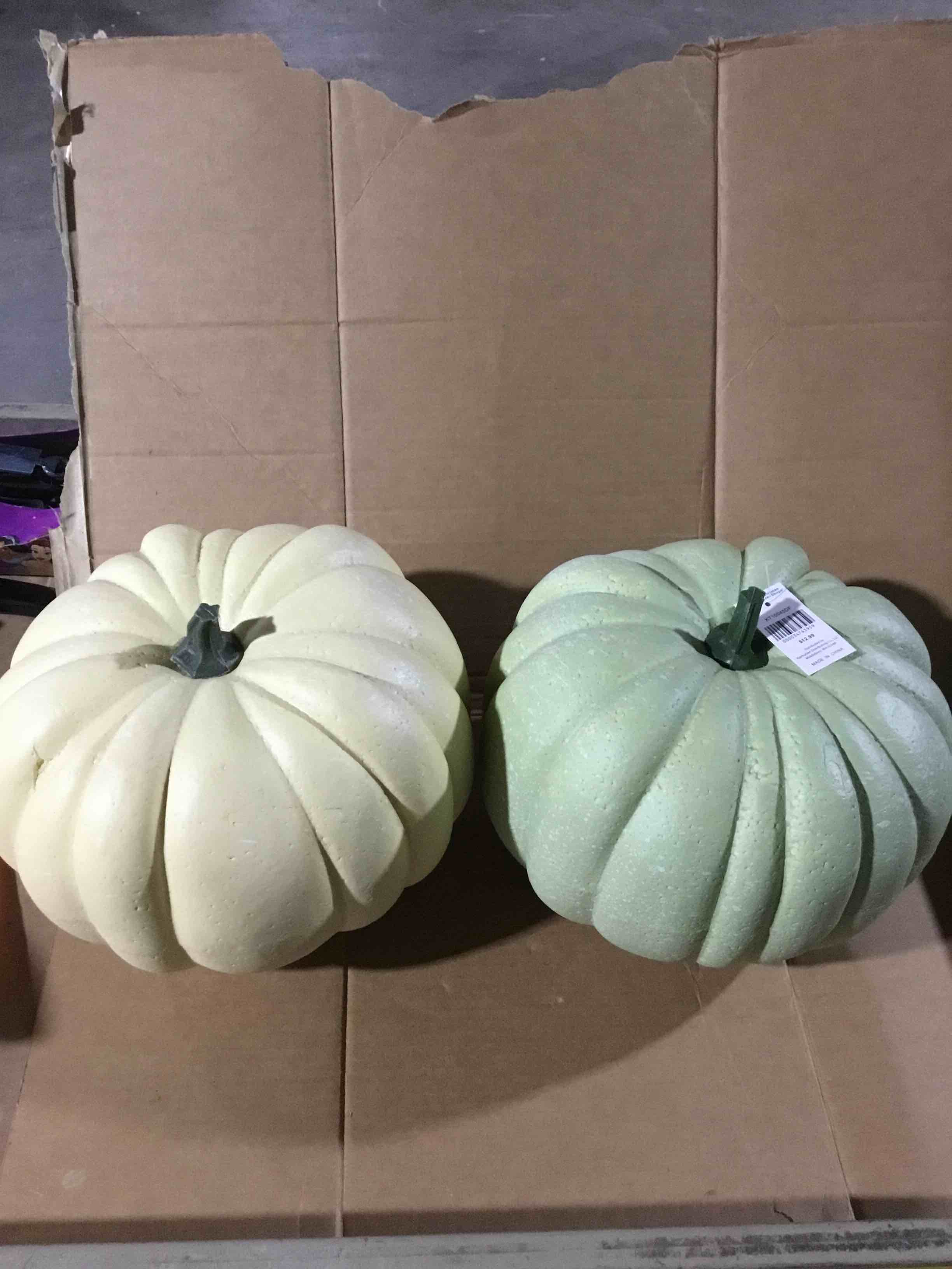 Condition photo showing New/Like New for 2 DuHouse Artificial Light Green Pumpkin for Fall Decor, 9" Rustic Faux Harvest Pumpkin for Thanksgiving, Halloween, Table Centerpiece, Farmhouse Autumn Decorations