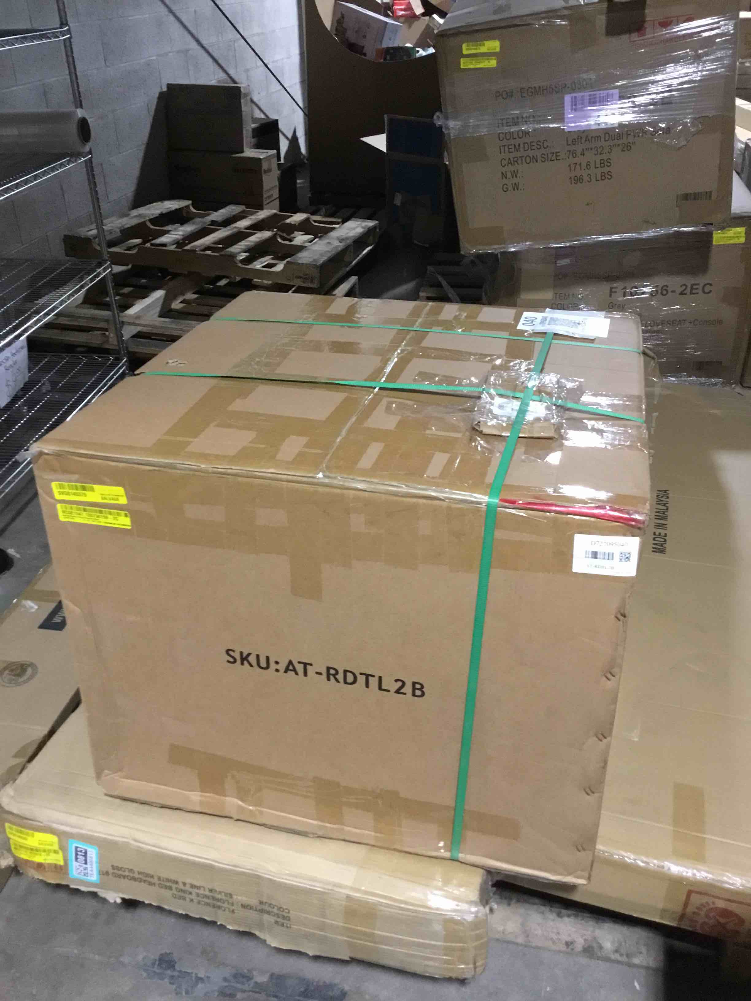 Condition photo showing Good Condition for Ryding Modern Round Sintered Stone Dining Table with Rotating Tray(incomplete only base) 