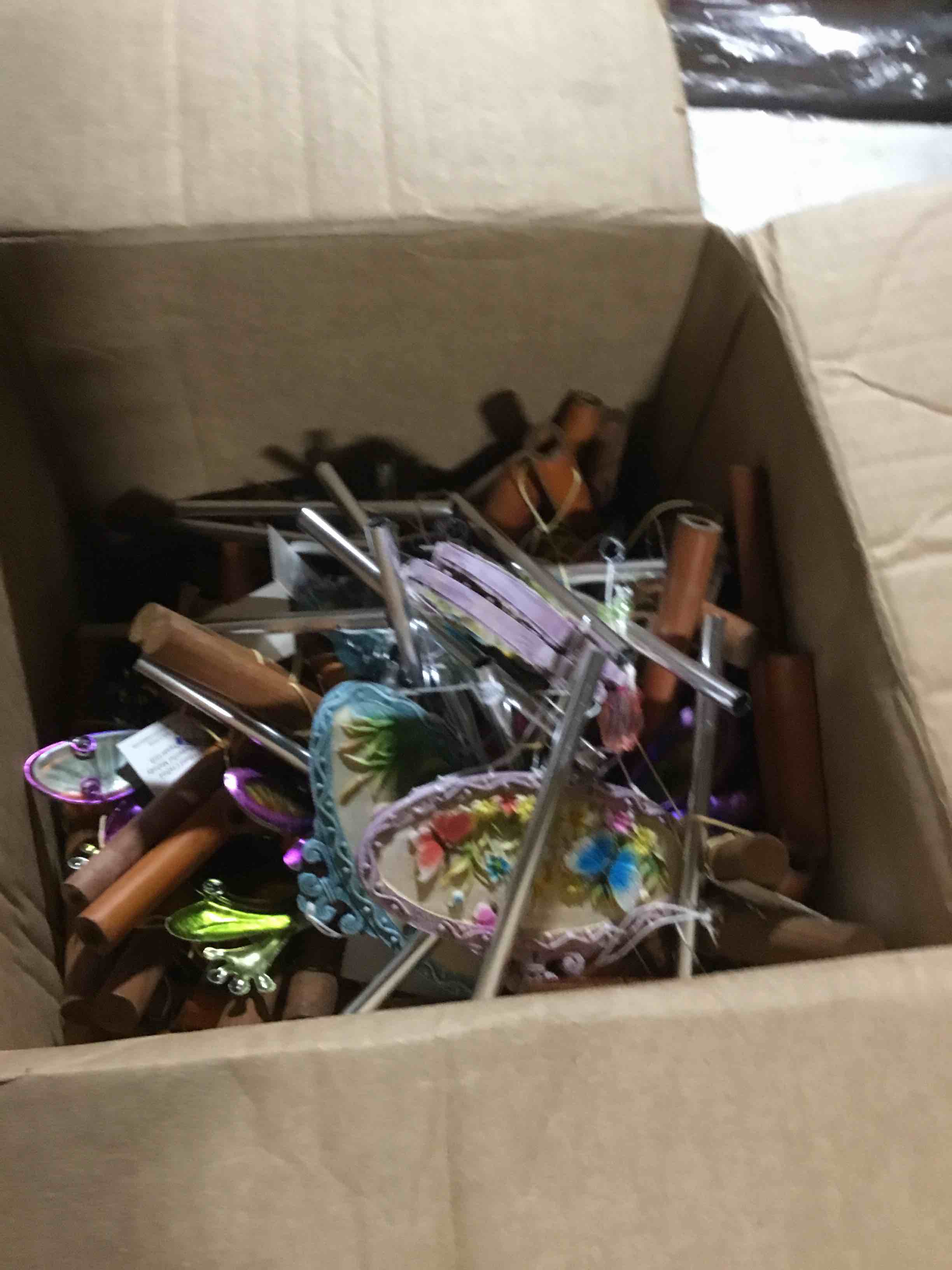 box lot of miscellaneous 
