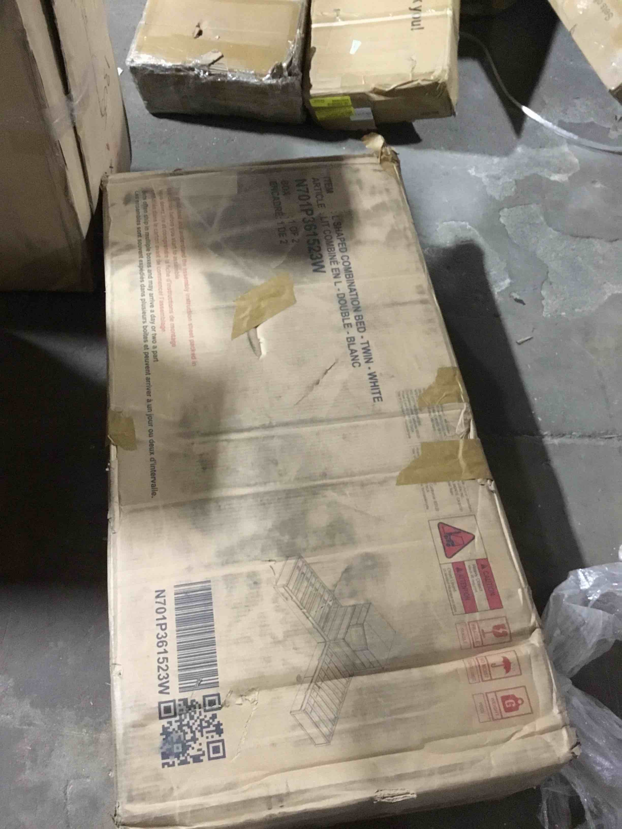 Condition photo showing Good Condition for L Shaped Combination Bed Twin White 