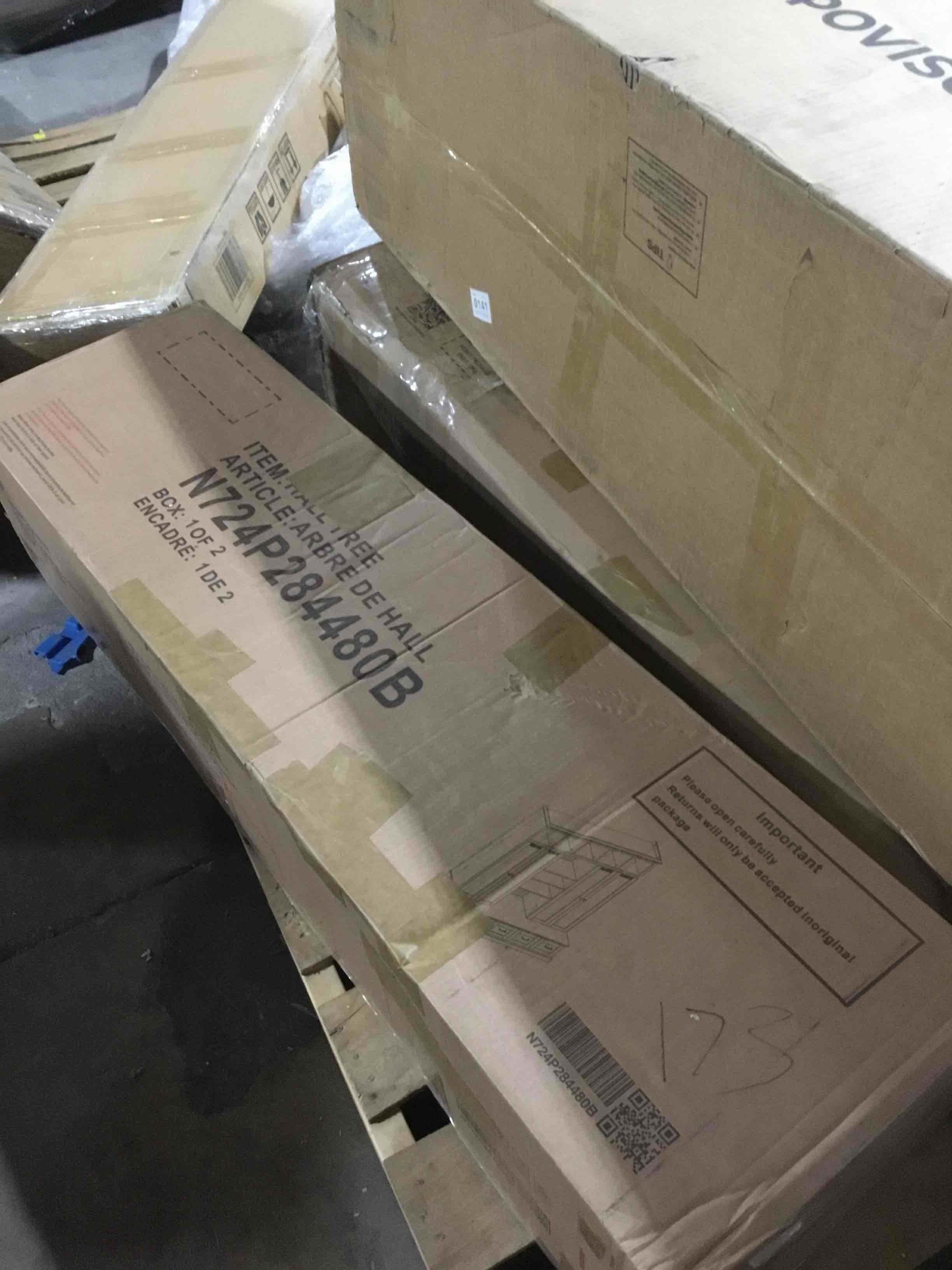 Condition photo showing New/Like New for Modern hall Tree With Bench 5 Drawers 