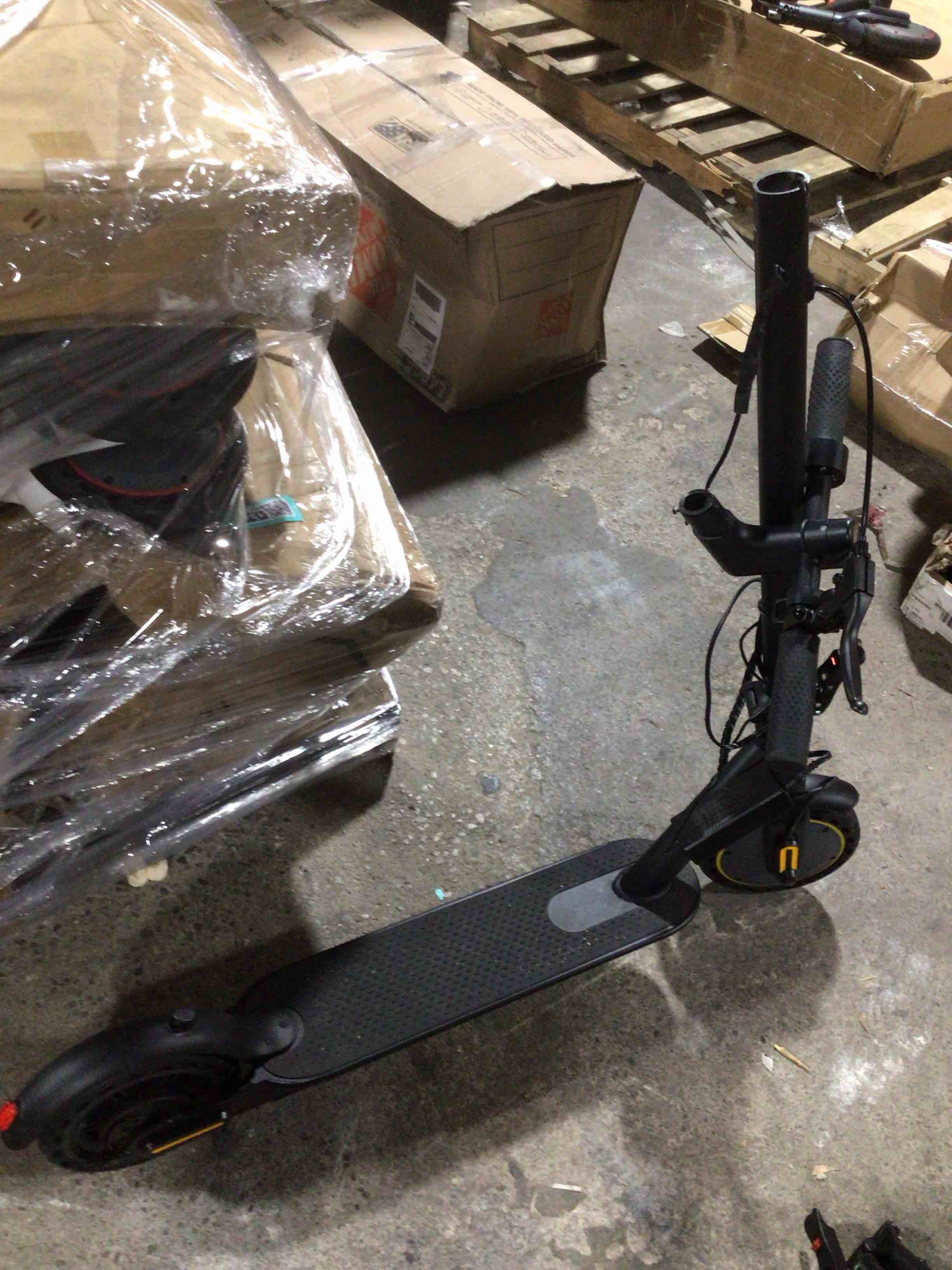 Condition photo showing Good Condition for WERHY 8.5''/10'' Electric Scooter, 350W/500W Motor, Top Speed 19/22 mph, Max 28/23/16Miles Ranges, Foldable E Scooter for Adults 8.5"-15Miles-Yellow-19Mph
