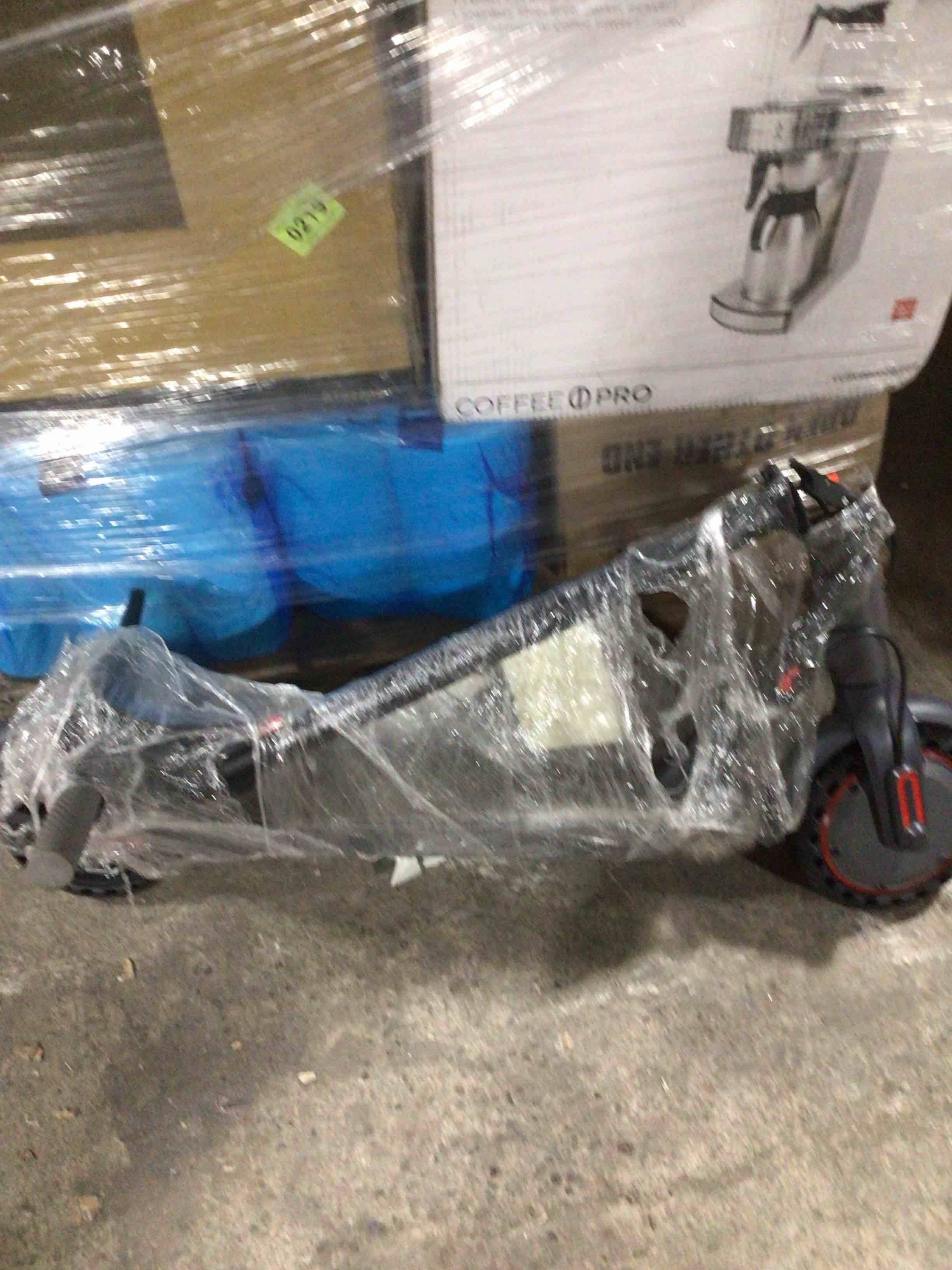 Condition photo showing Good Condition for Electric Scooter for Adults, 8.5"/10" Tires, 19/22Mph, 350W/500W Motor, 21-28 Miles Range, Folding E-Scooter with Dual Suspension and Braking System, App Control(V1/SPRO/MAX) V1SPRO-10.5Ah-22Miles
