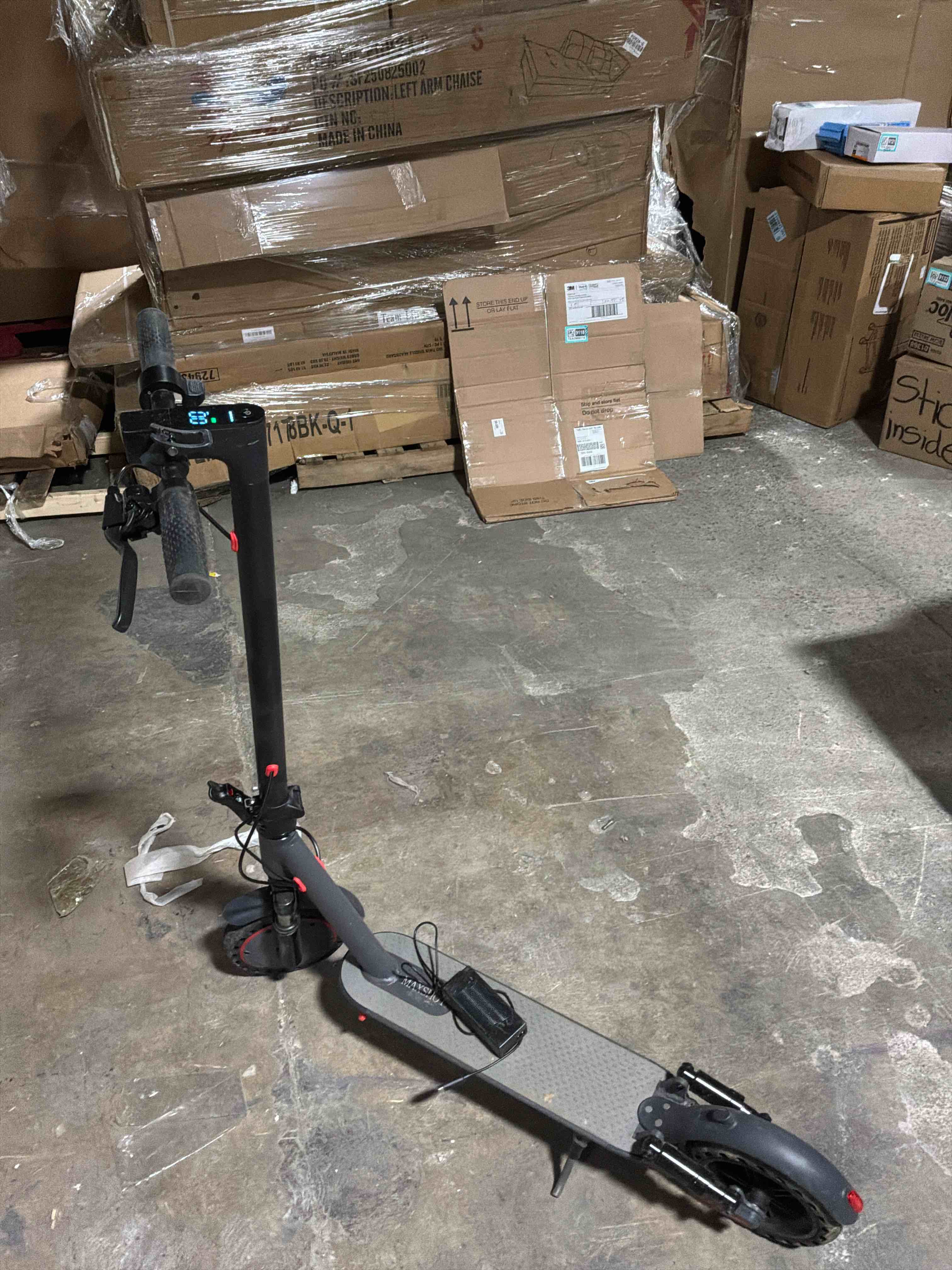 Condition photo showing Good Condition for MAXSHOT Electric Scooter for Adults, 8.5/10/14" Tires, 19/22Mph, 350W/500W Motor, 21-28 Miles Range, Folding E-Scooter with Dual Suspension,APP(V1/SPRO/MAX/PRO/X1/X1PRO/PR)