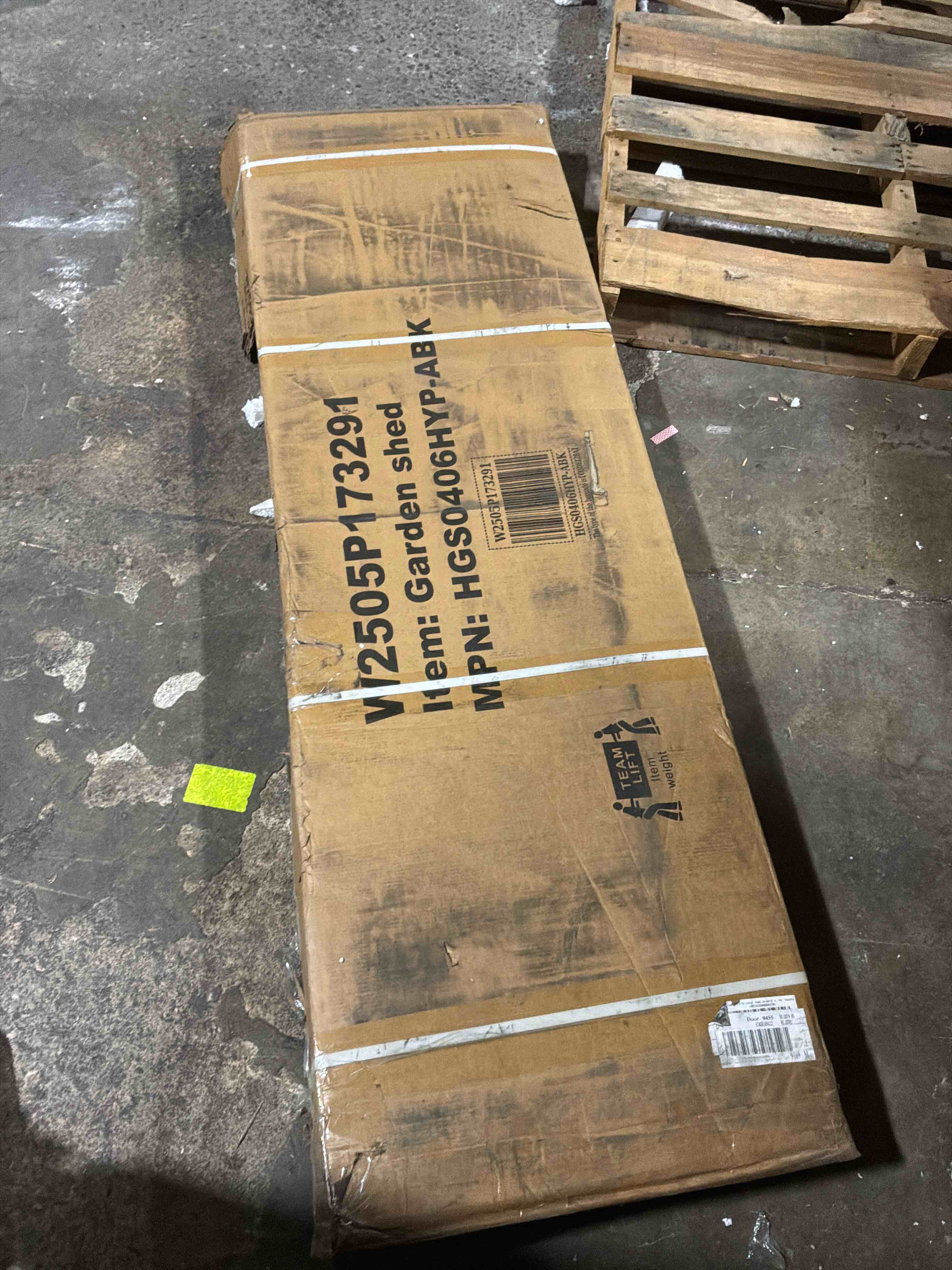 Condition photo showing Good Condition for 6x4 FT Outdoor Storage Shed, Metal Garden Shed with Frame Floor, Outside Tool Shed with Lockable Hinged Doors, Waterproof Storage Building with Sloped Roof for Backyard, Patio, Lawn, Black