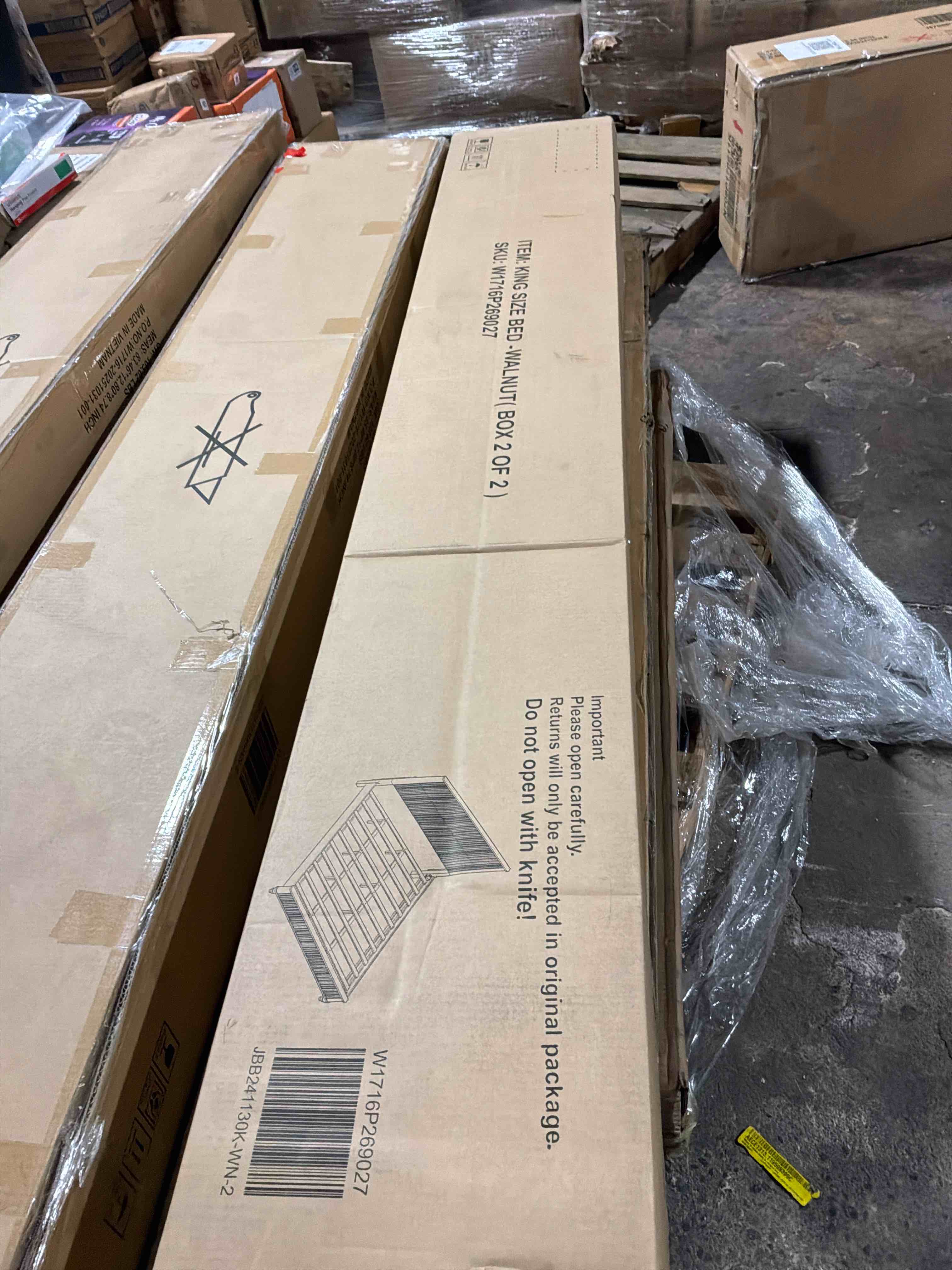 Condition photo showing New/Like New for Ball & Cast Fluted King Bed Frame with Wingback Headboard,Solid Wood Platform Bed Frame King Size with Wood Slats, No Box Spring Needed, Easy Assembly,Walnut