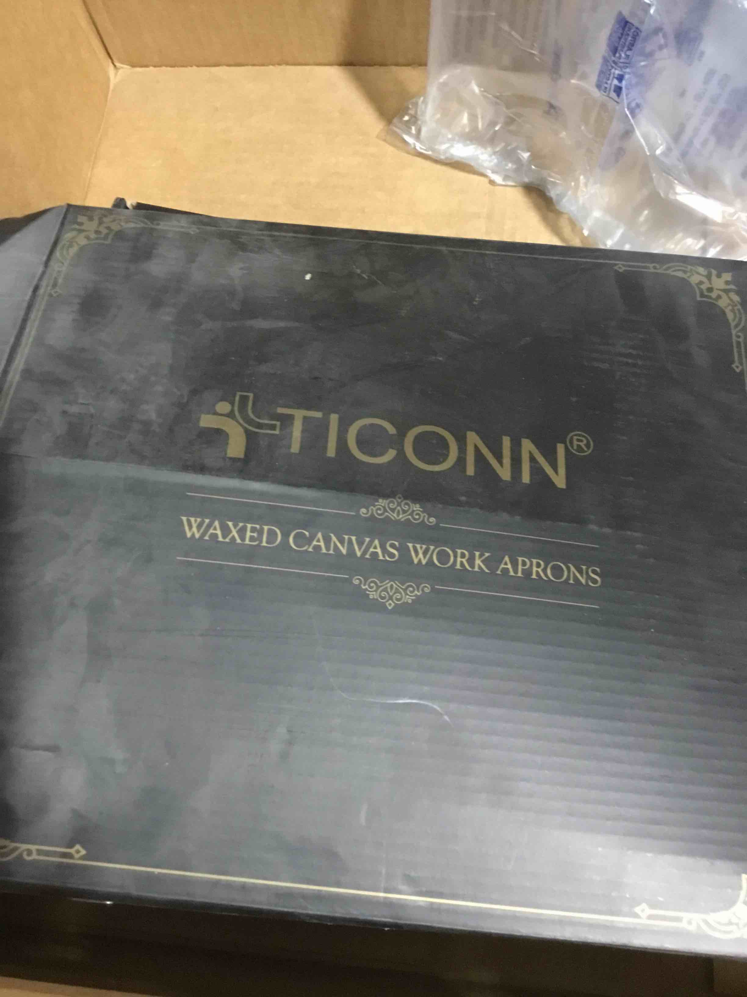 Condition photo showing Good Condition for Heavy Duty Waxed Canvas Apron, 16oz Thick Canvas Multi-Functional Work PRO Apron