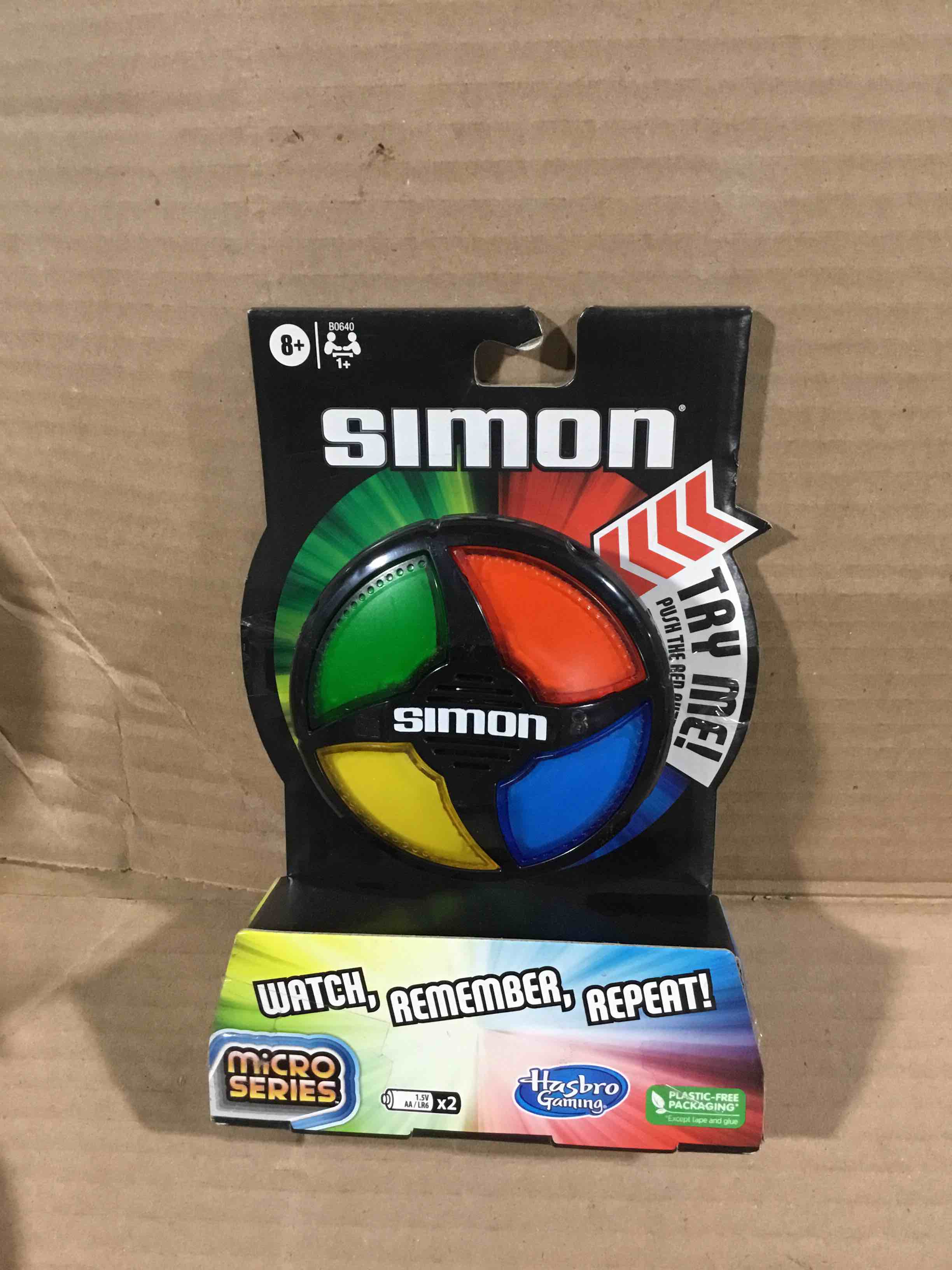 Condition photo showing New/Like New for Hasbro Gaming Simon Micro Series Electronic Game for 1 or More Players, Classic Simon Gameplay in a Compact Size, Fun Party Game for Kids Ages 8+
