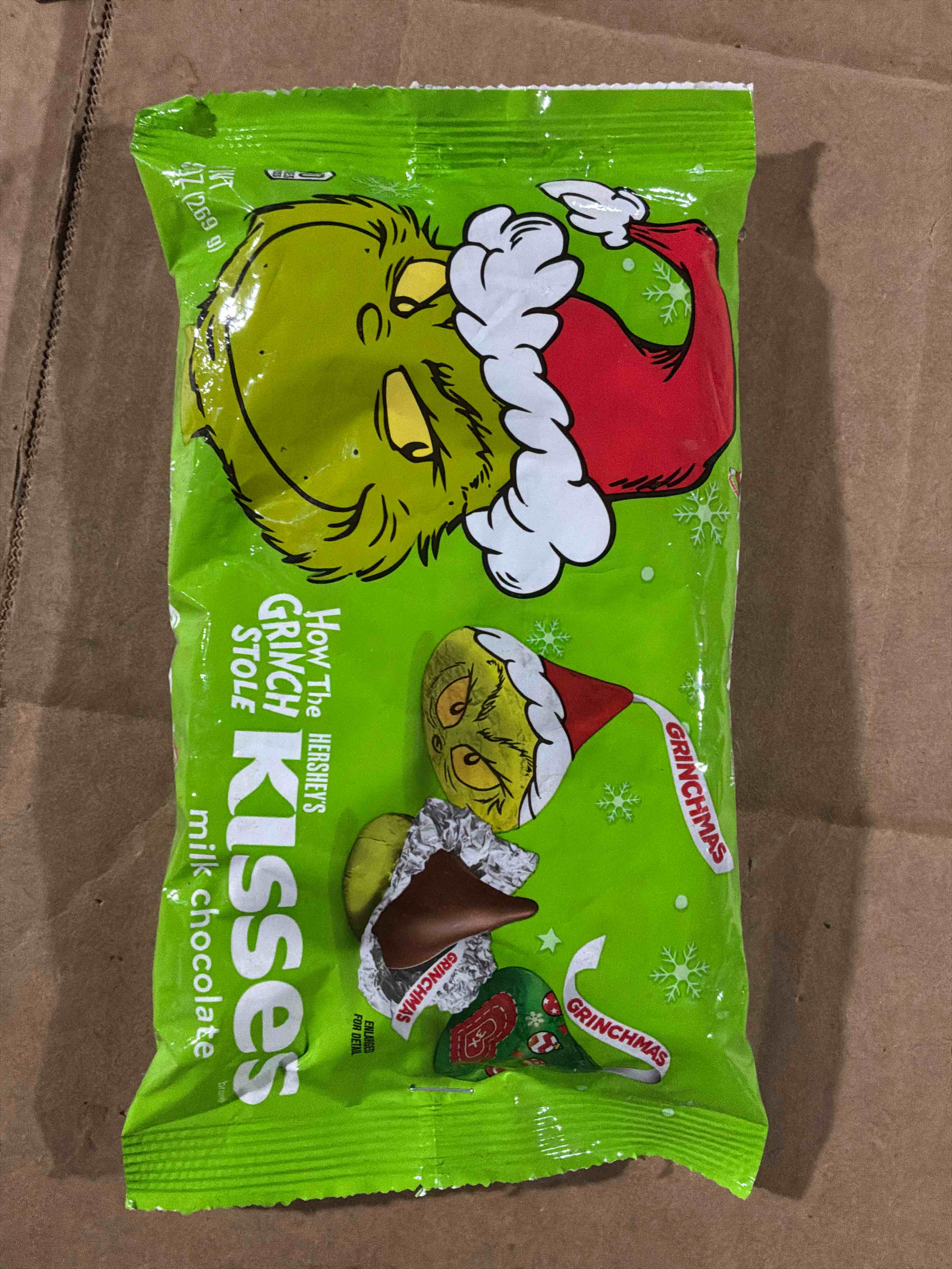 Condition photo showing New/Like New for HERSHEY'S KISSES Grinch Milk Chocolate, Christmas Candy Bag, 9.5 oz