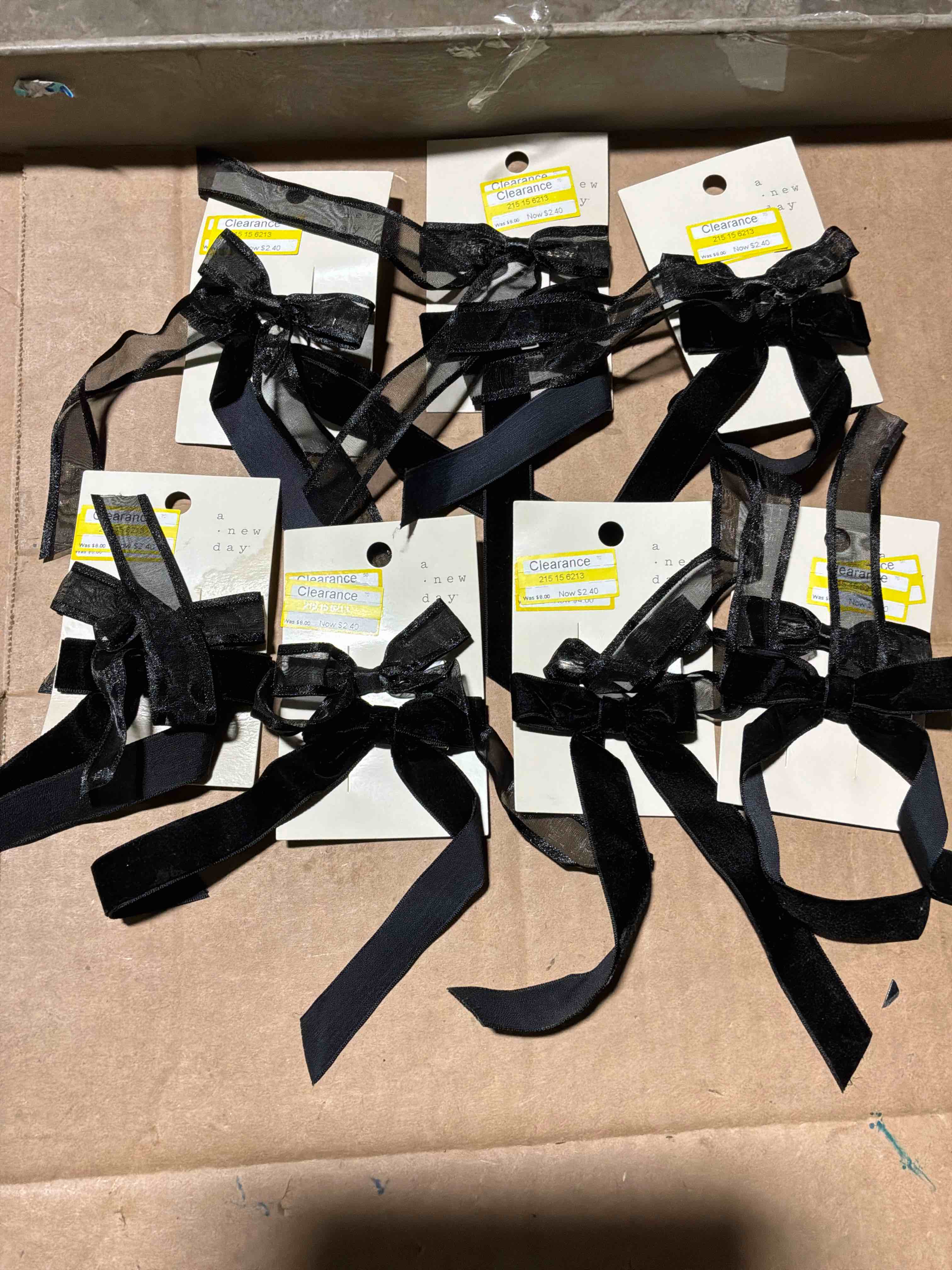 Condition photo showing New/Like New for Velvet Bow Salon Hair Clip Set 2pc - A New Day™ Gray/Black, 7 pack 