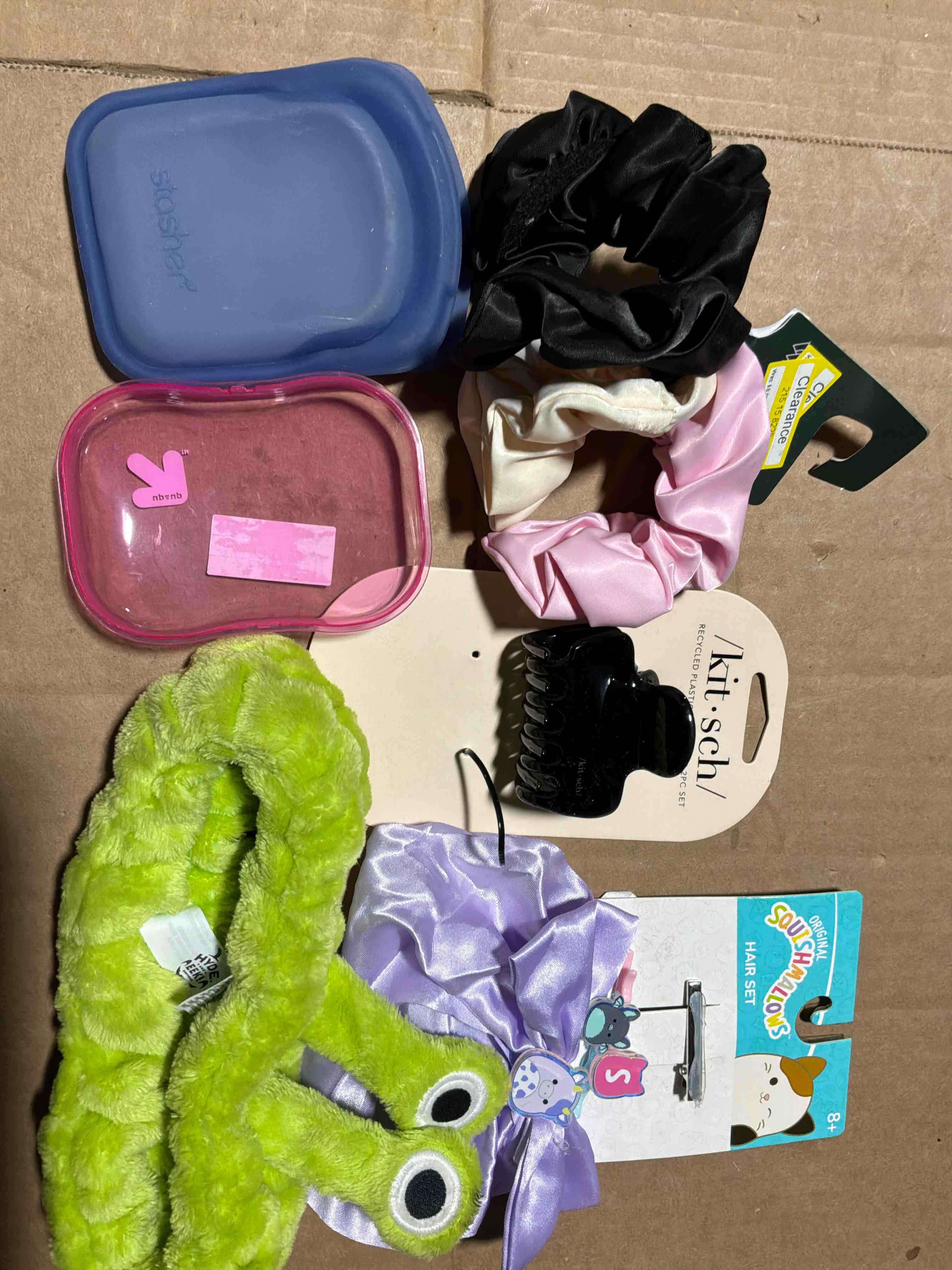 Condition photo showing New/Like New for Ponytails, hair clip etc 