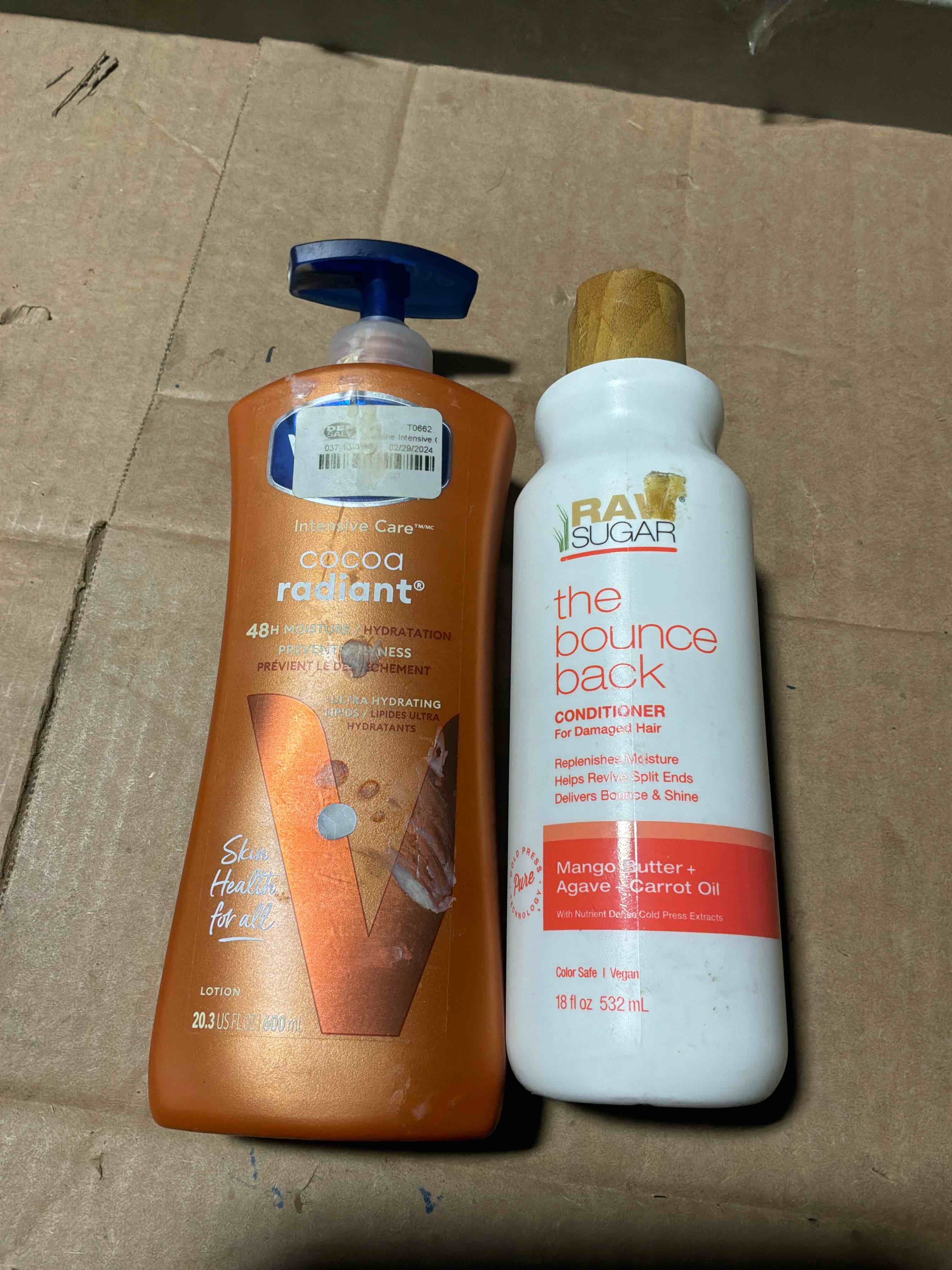 Condition photo showing Good Condition for Vaseline Intensive Care Body Lotion Cocoa Radiant for Women Dry Skin  20.3 oz