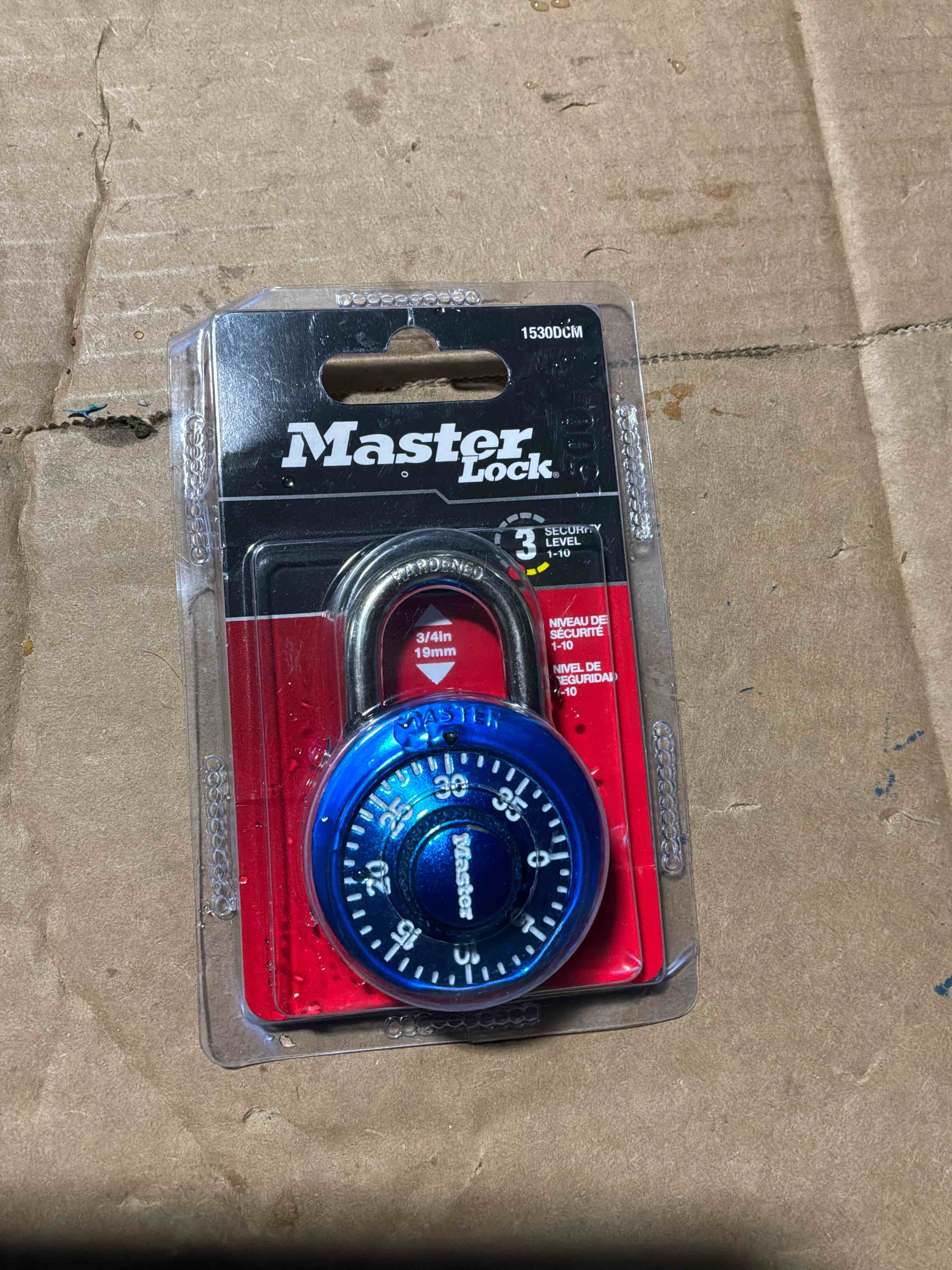 Condition photo showing New/Like New for master lock 1530dcm locker lock combination padlock, 1 count (pack of 1) colors may vary