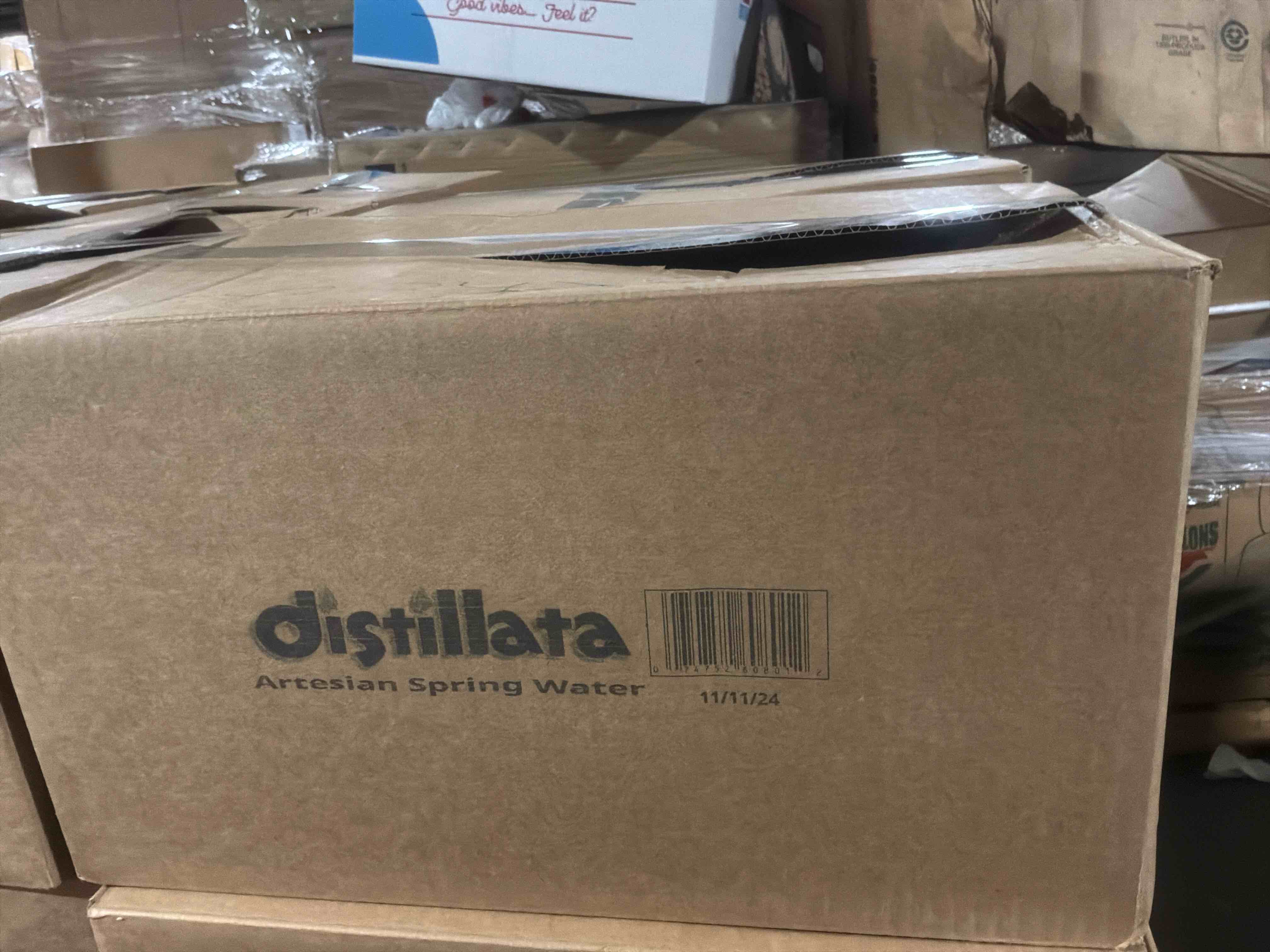 box lot of miscellaneous items 