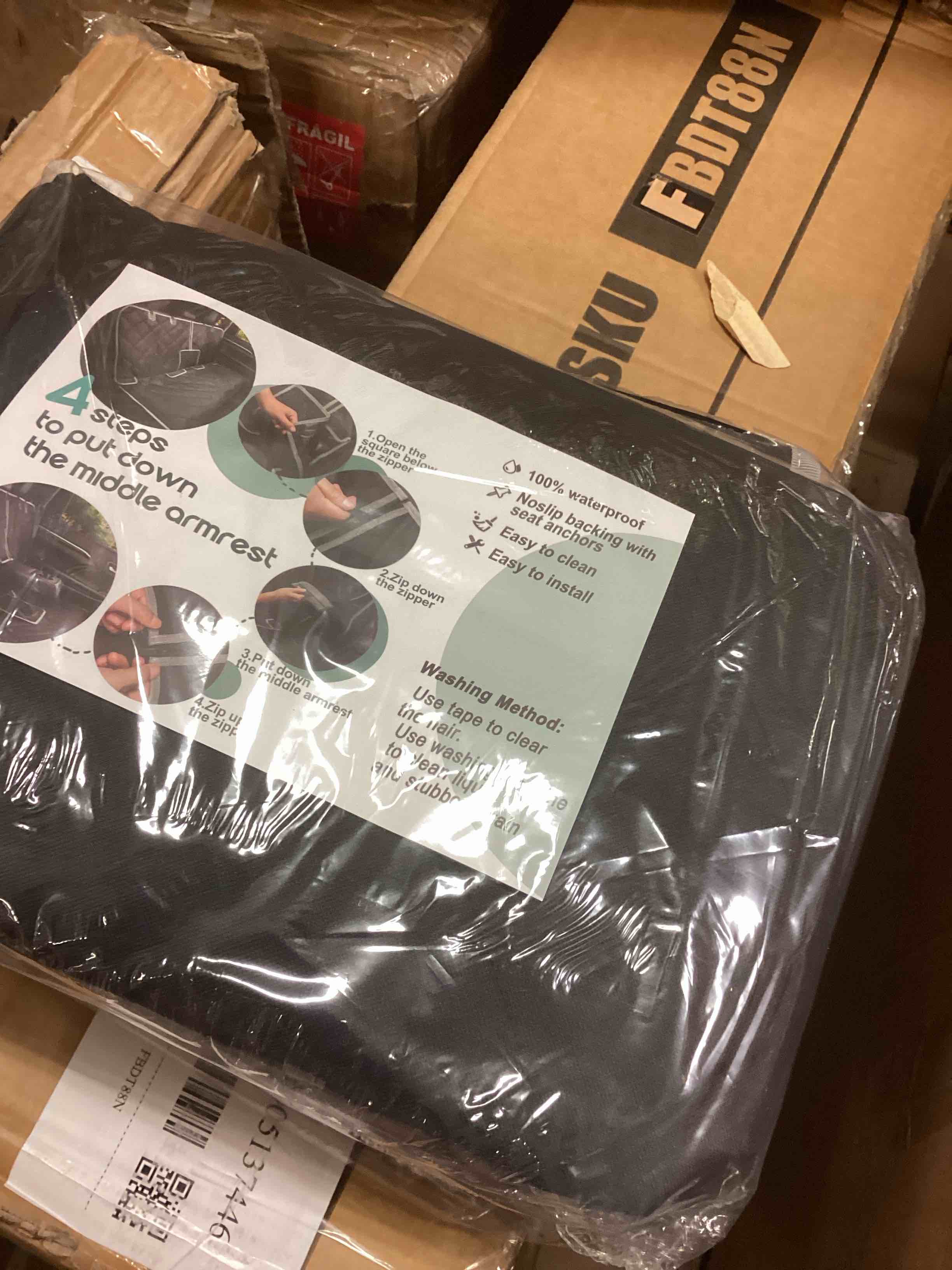 Condition photo showing Good Condition for petalage bench pet/dog car seat cover waterproof black 