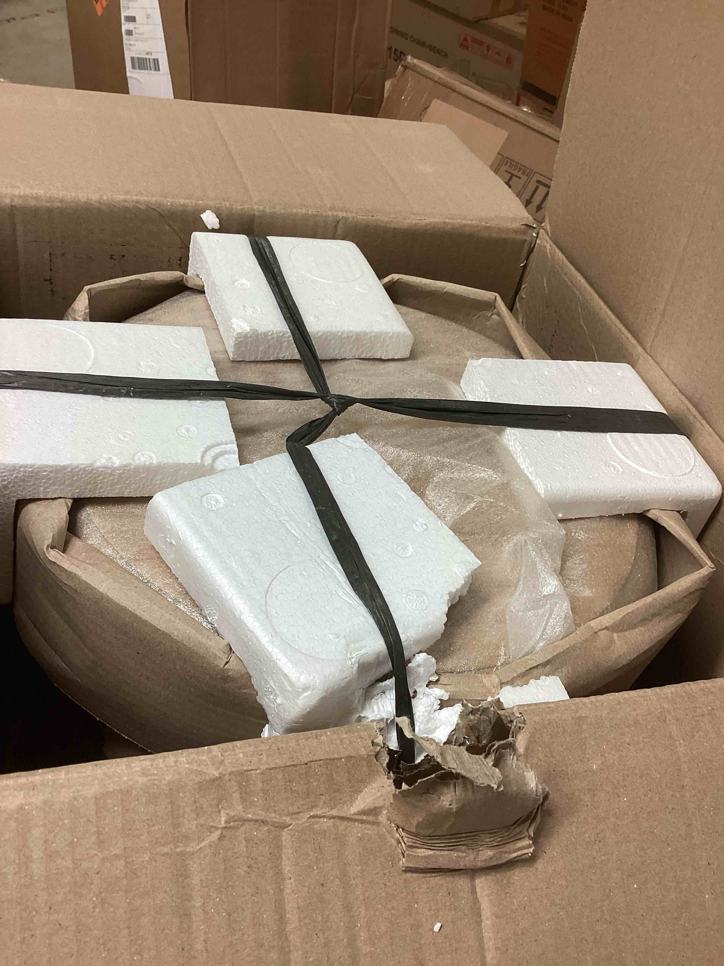 https://s3.amazonaws.com/lotting-images-prod/bidfta/TEA4411057_1776720312566.jpeg